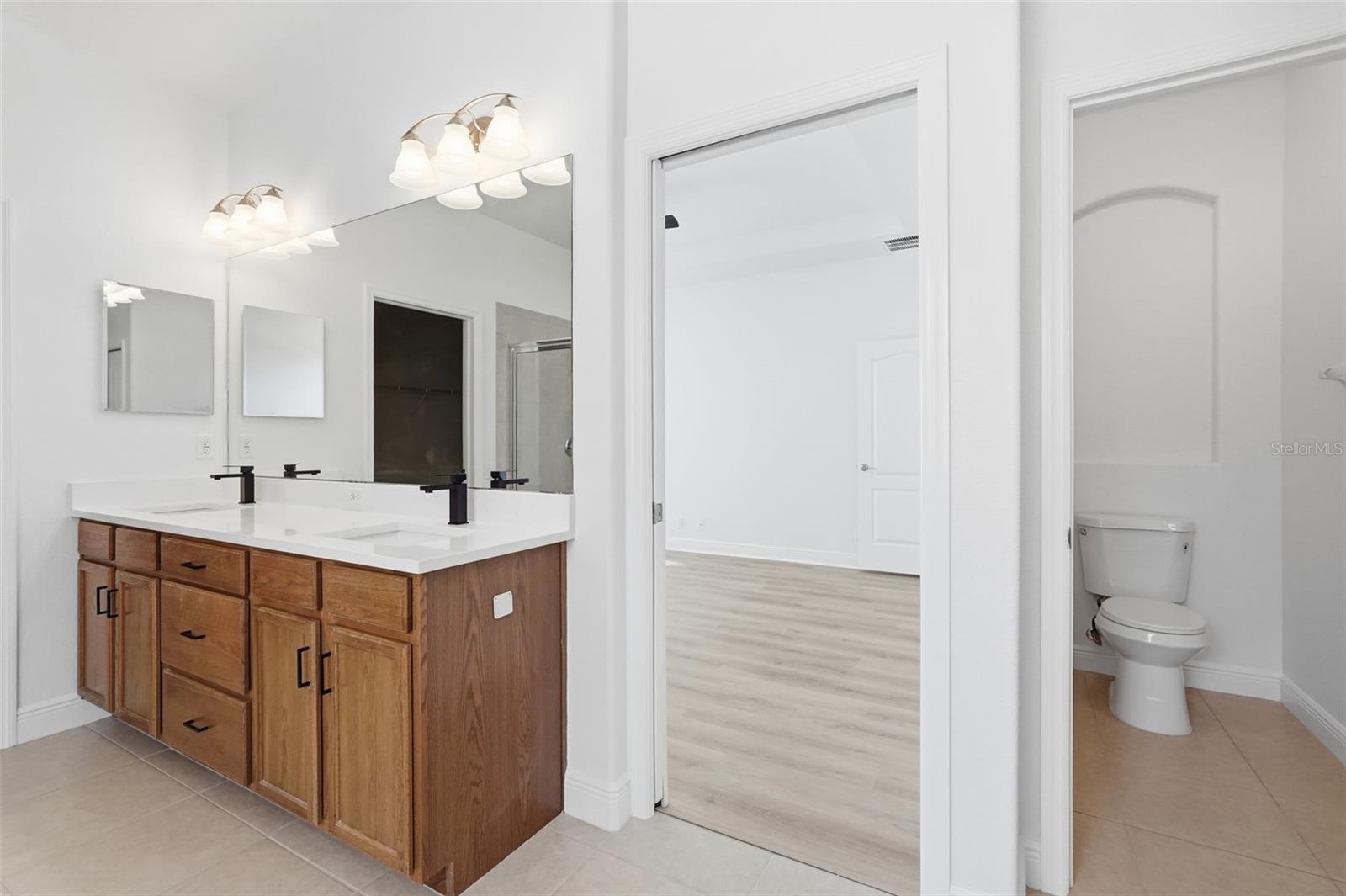 Image 33 of 53 For 9106 Luncarty Drive