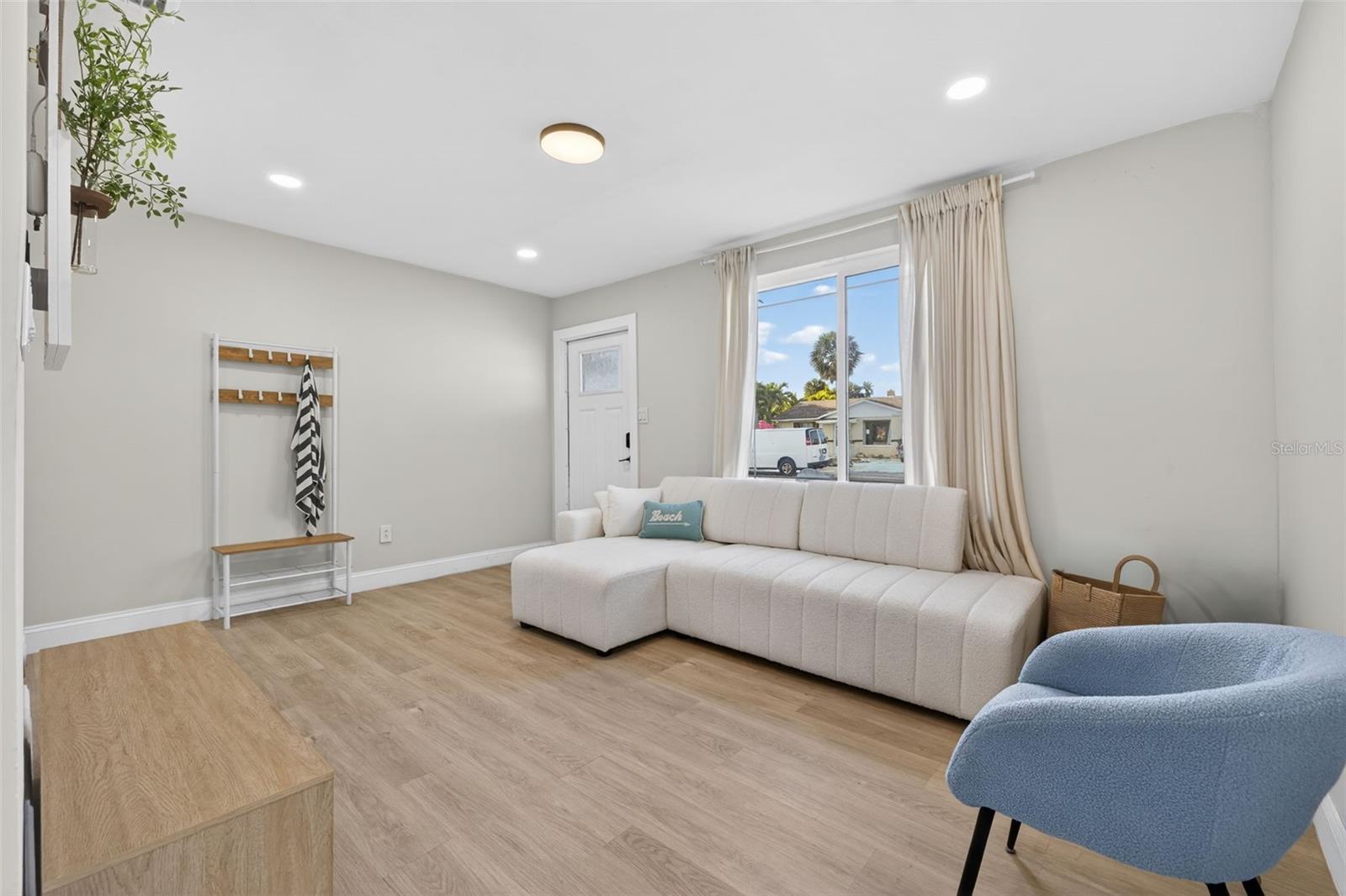 Image 18 of 37 For 510 79th Avenue