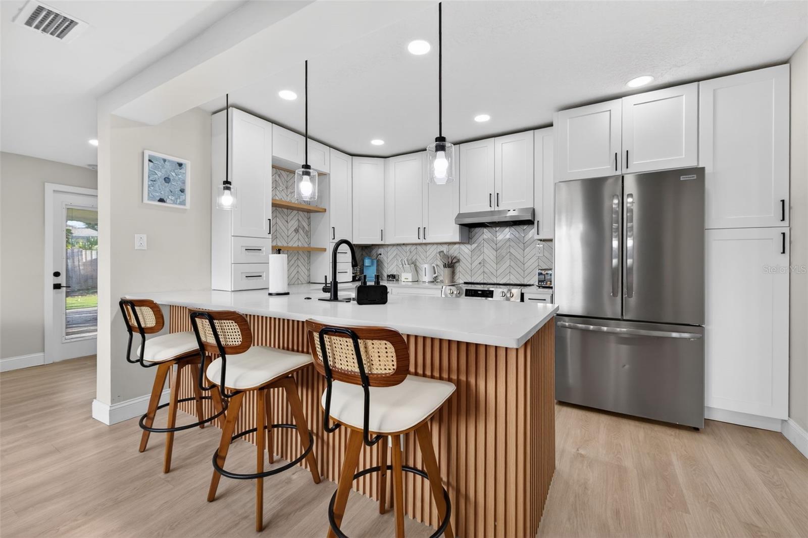 Image 8 of 37 For 510 79th Avenue