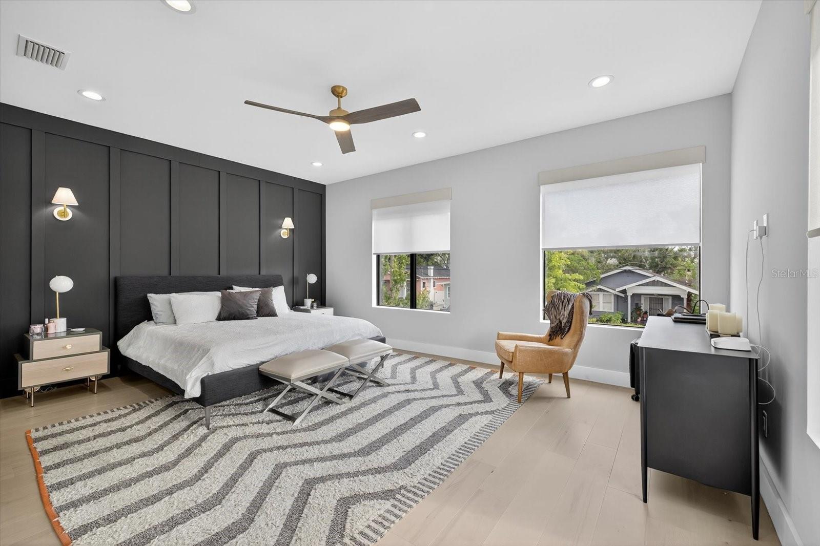 Image 36 of 60 For 423 Amelia Avenue 2