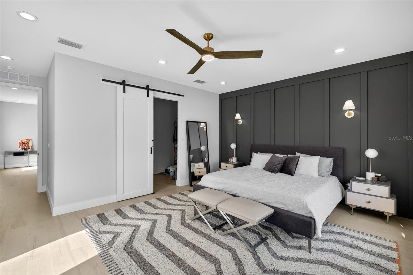 Image 39 of 60 For 423 Amelia Avenue 2