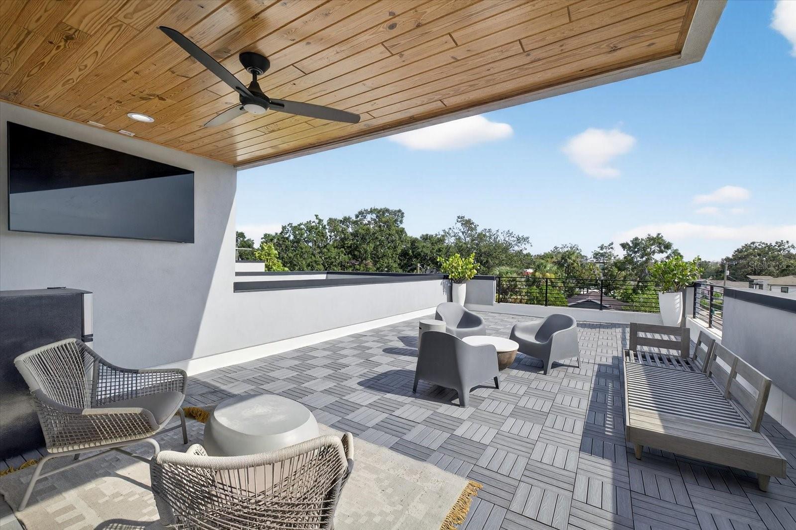 Image 52 of 60 For 423 Amelia Avenue 2