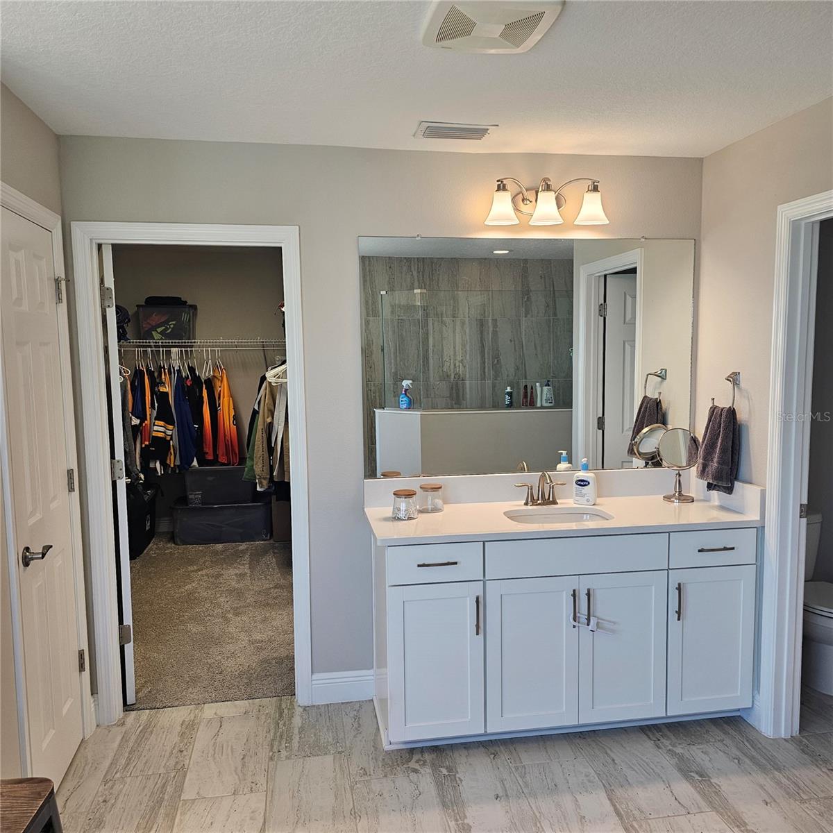 Image 12 of 37 For 3934 Maurice Avenue