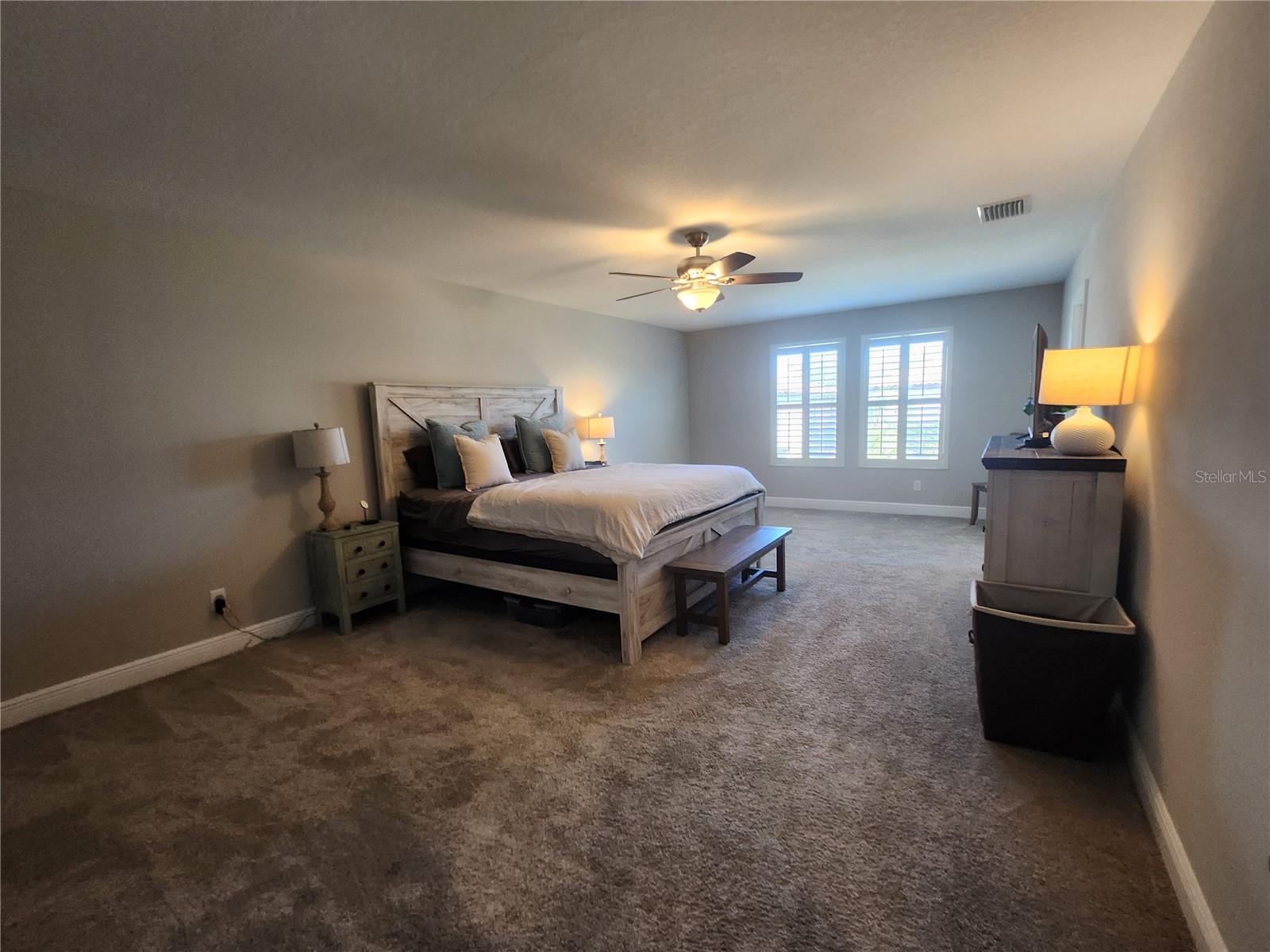 Image 19 of 37 For 3934 Maurice Avenue