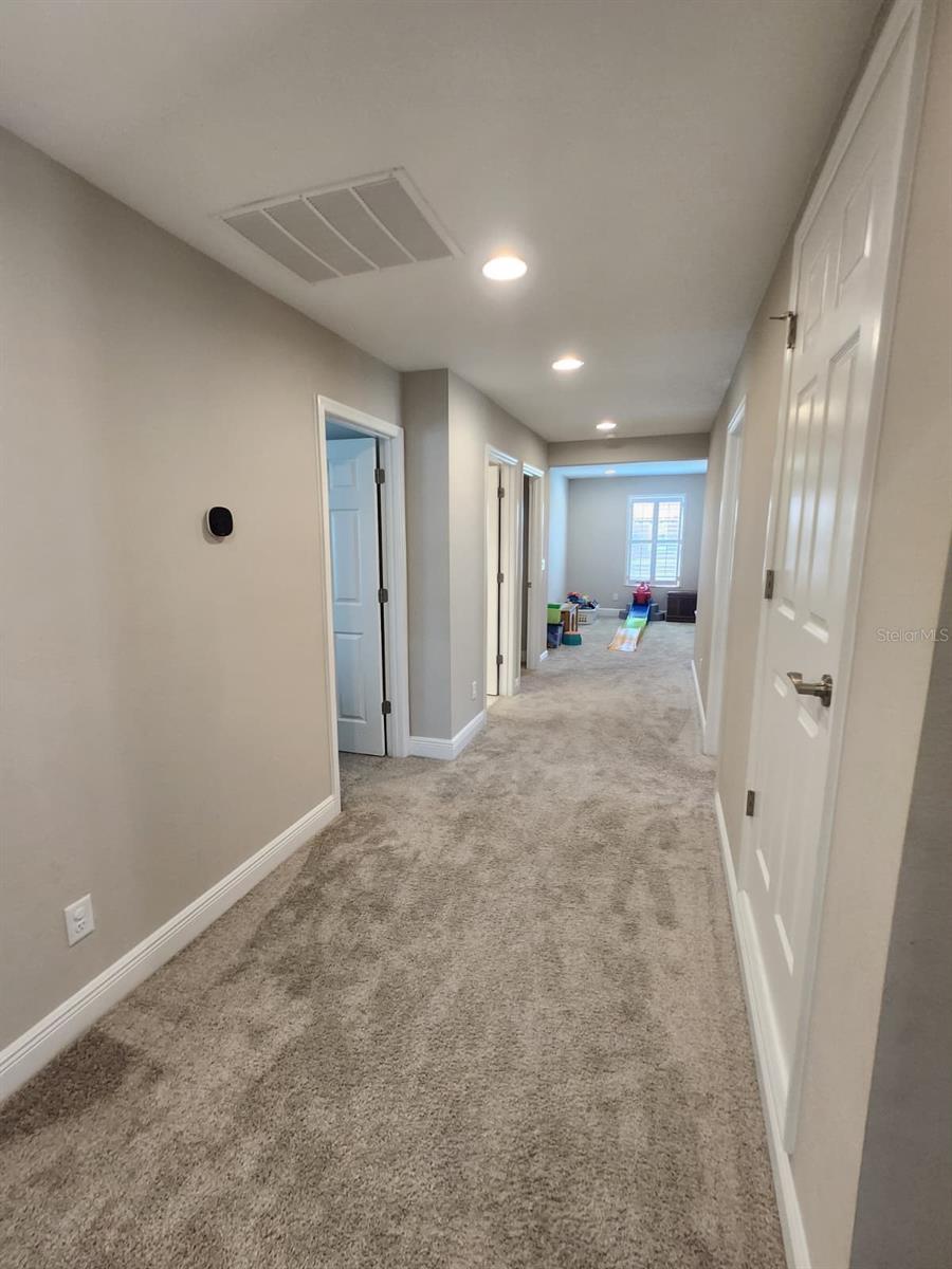 Image 23 of 37 For 3934 Maurice Avenue