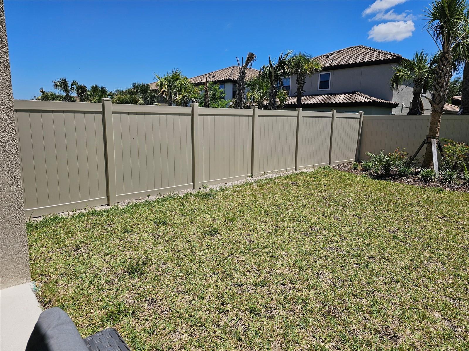 Image 28 of 37 For 3934 Maurice Avenue