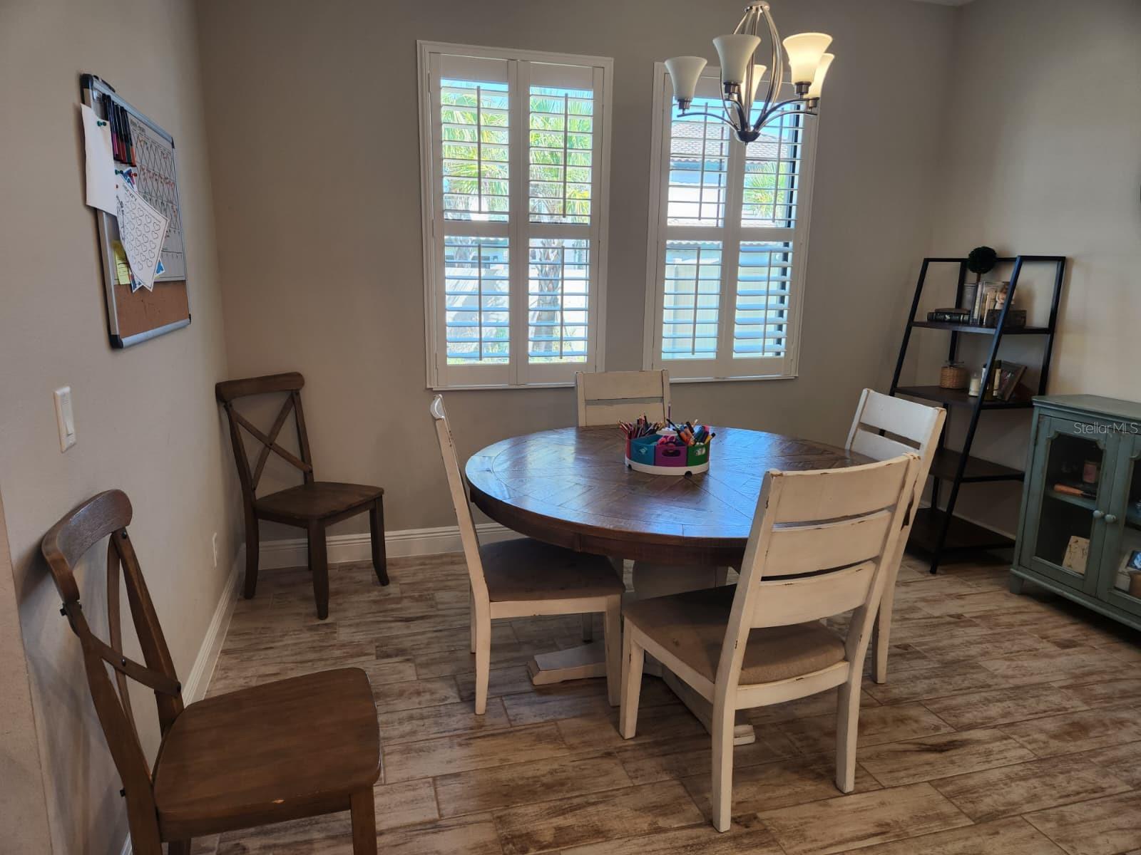 Image 7 of 37 For 3934 Maurice Avenue