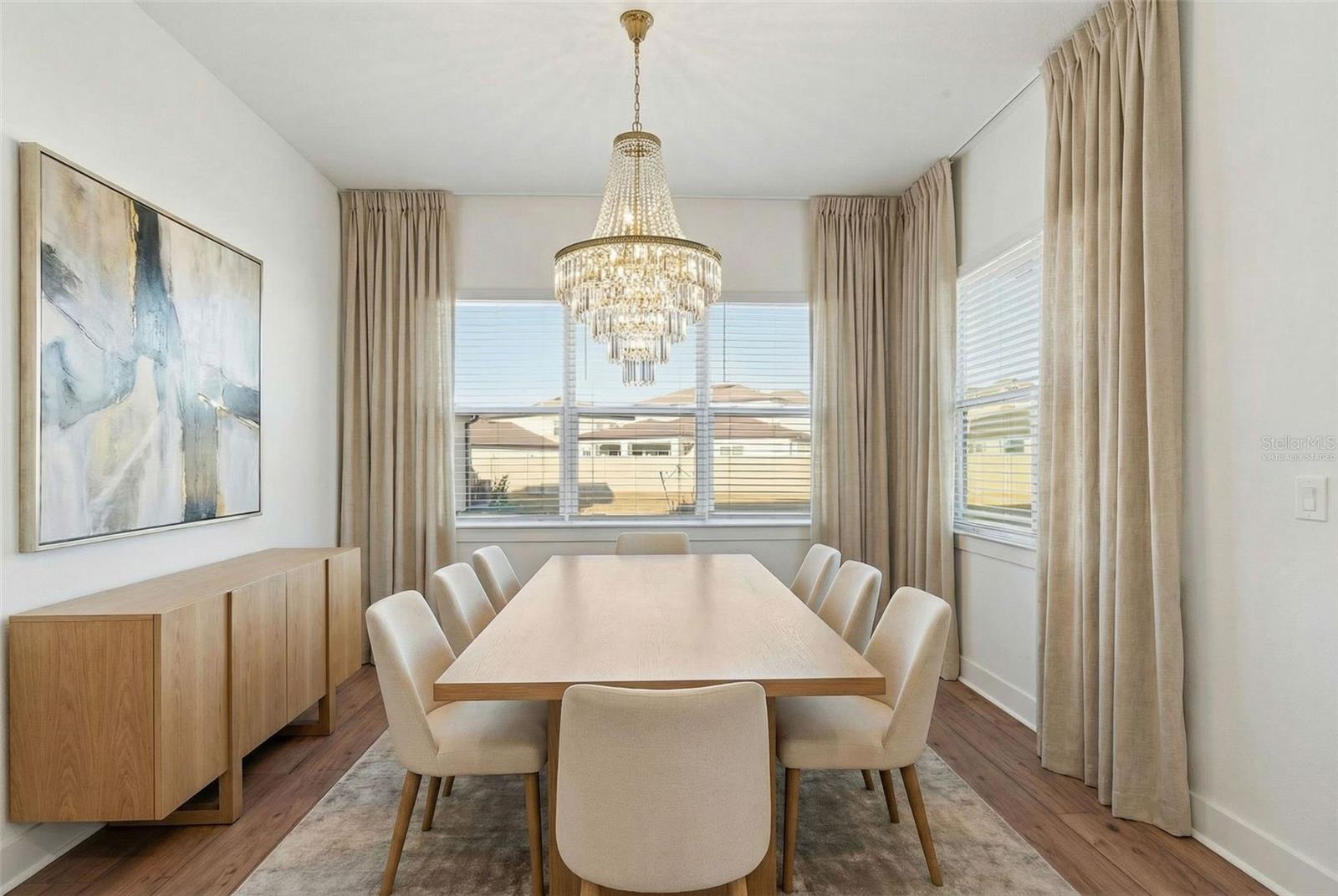 Image 11 of 90 For 6962 Jared Oaks Drive