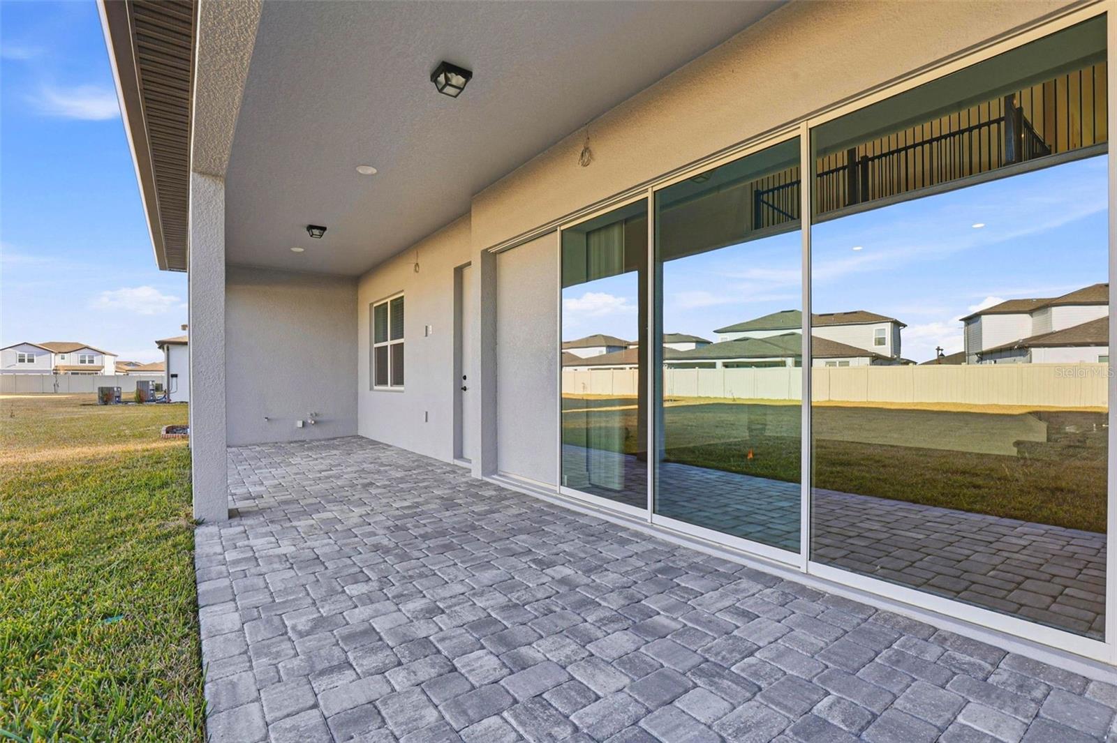 Image 24 of 90 For 6962 Jared Oaks Drive