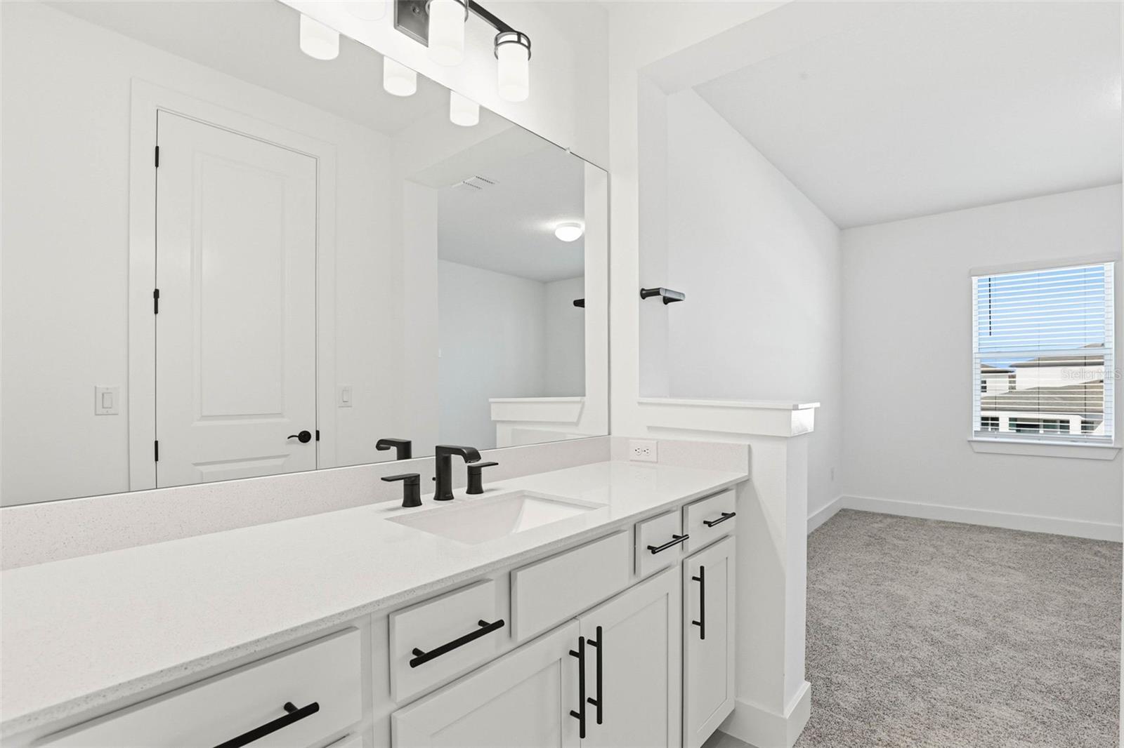 Image 48 of 90 For 6962 Jared Oaks Drive