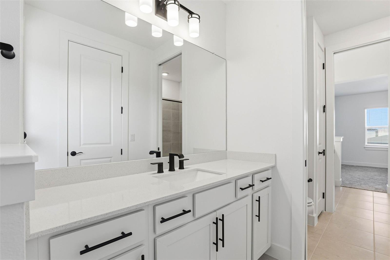 Image 49 of 90 For 6962 Jared Oaks Drive