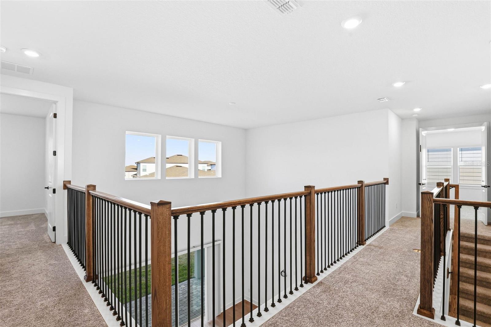 Image 51 of 90 For 6962 Jared Oaks Drive