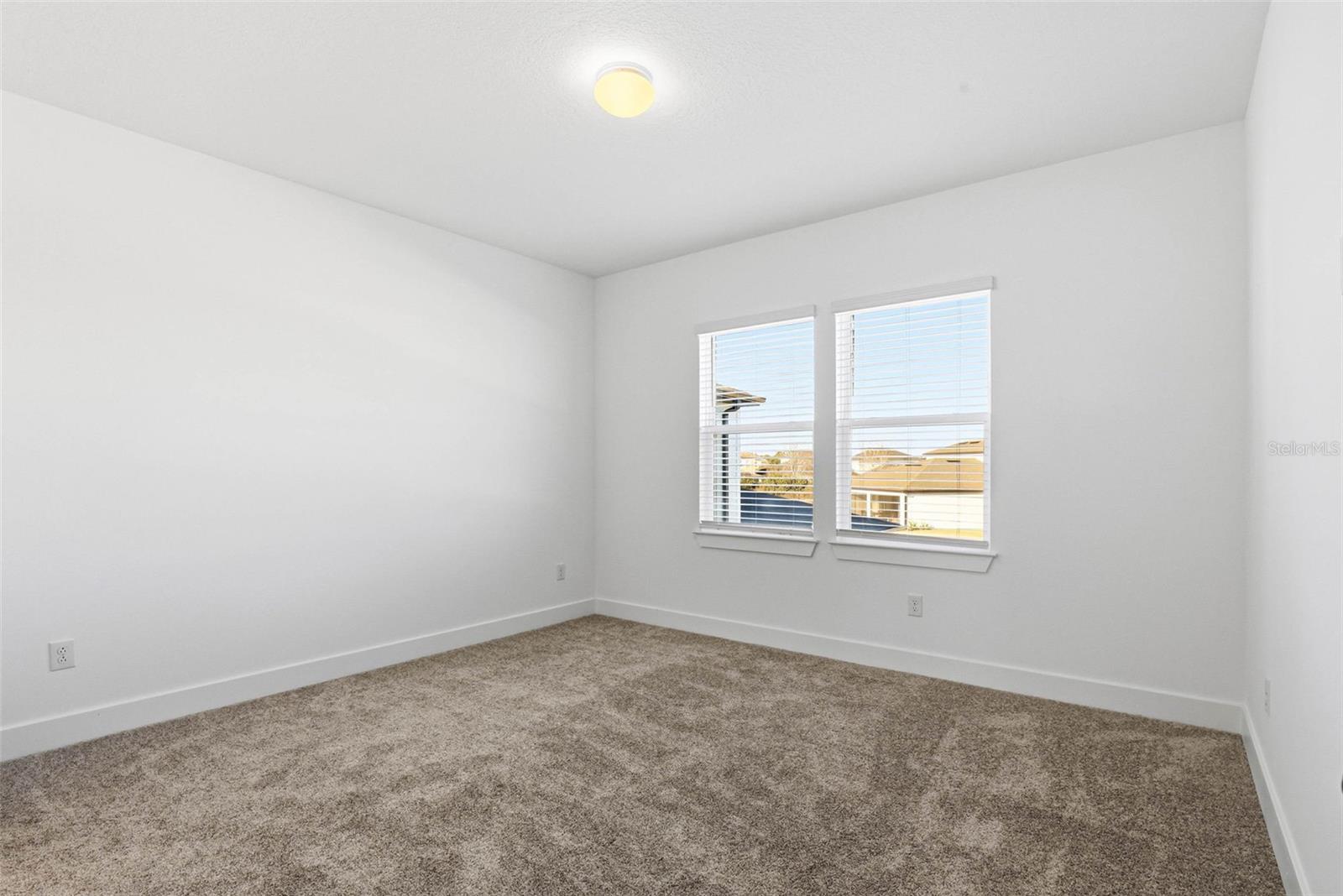 Image 52 of 90 For 6962 Jared Oaks Drive