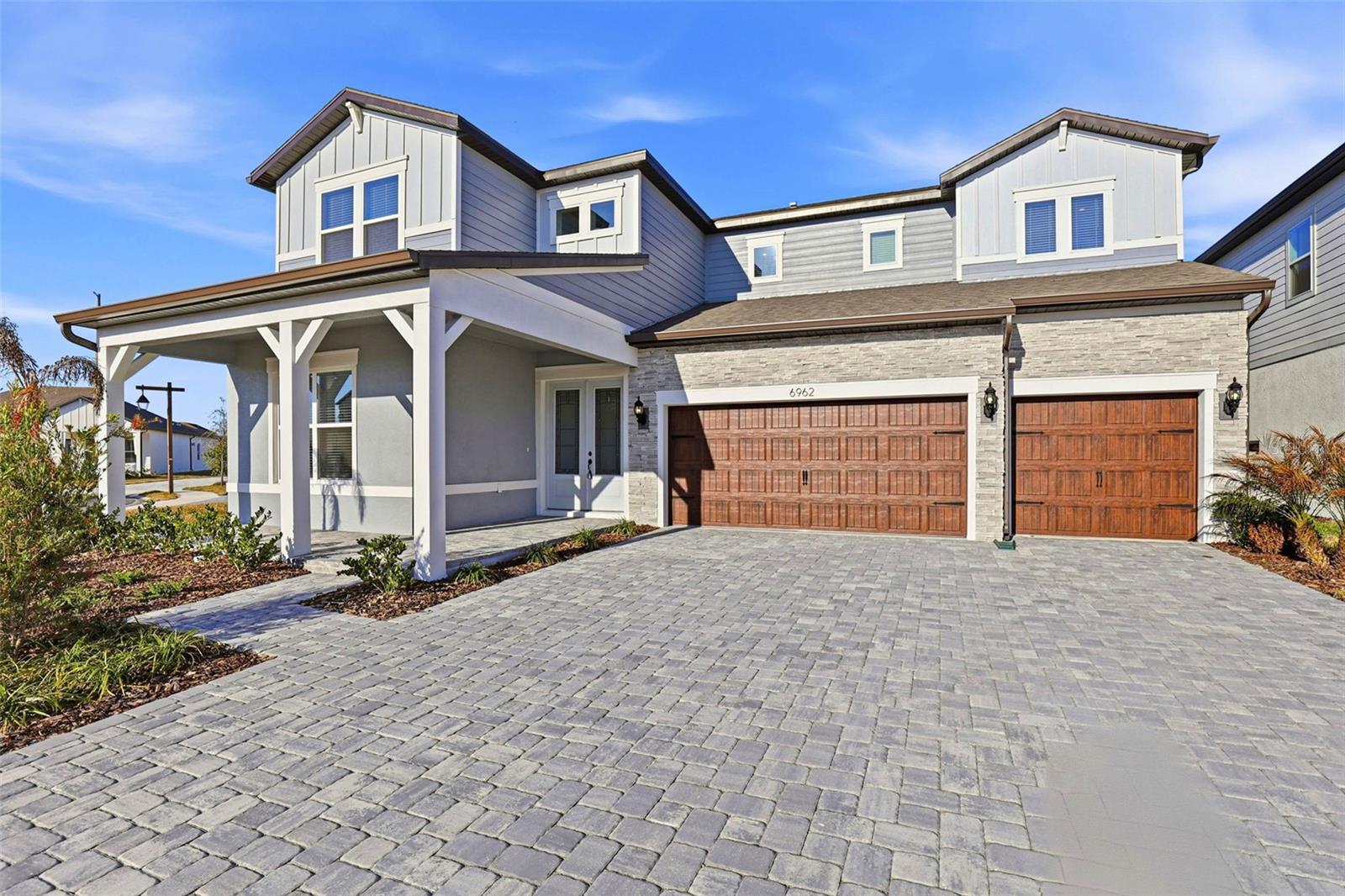 Image 76 of 90 For 6962 Jared Oaks Drive