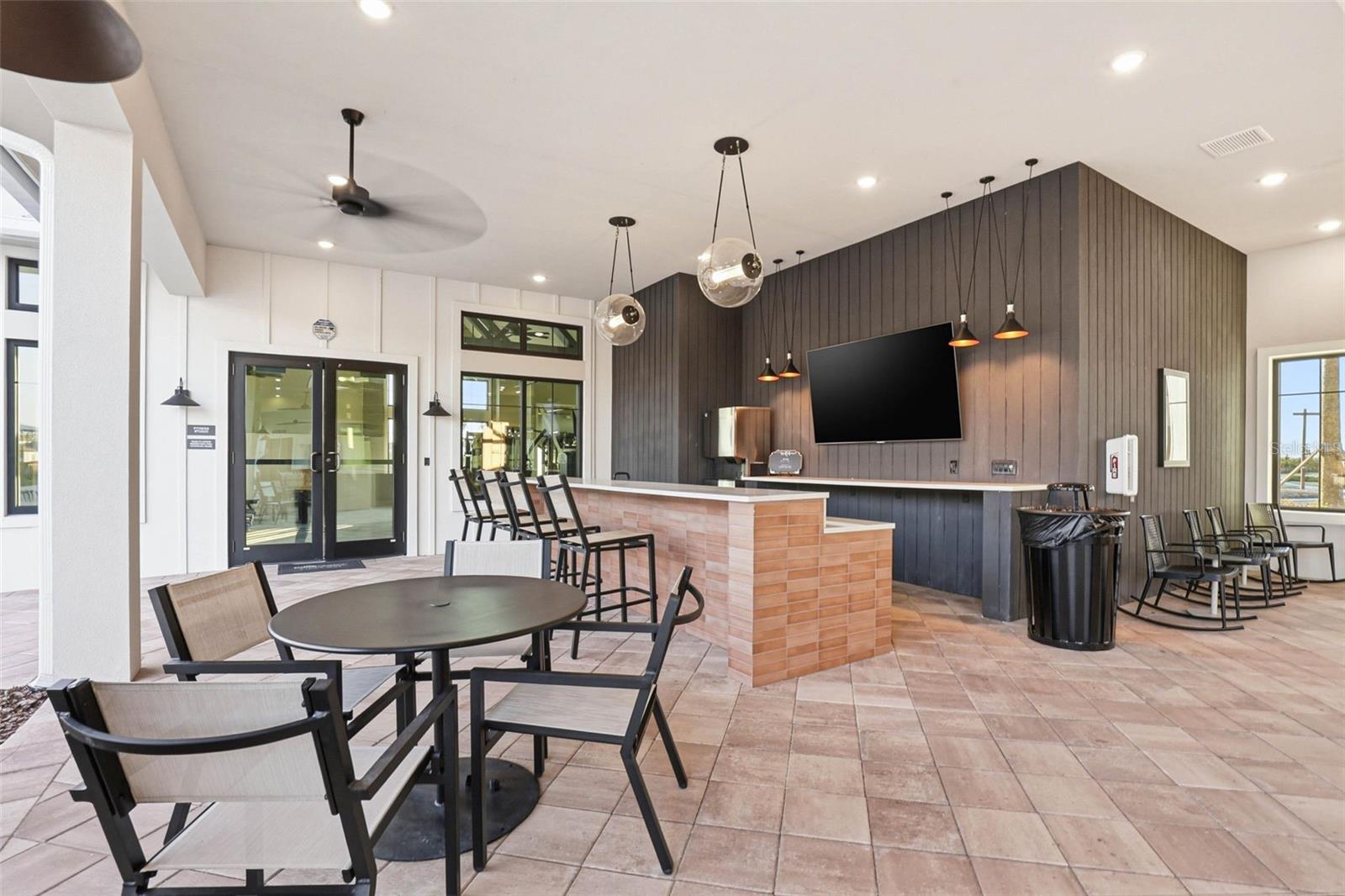 Image 79 of 90 For 6962 Jared Oaks Drive