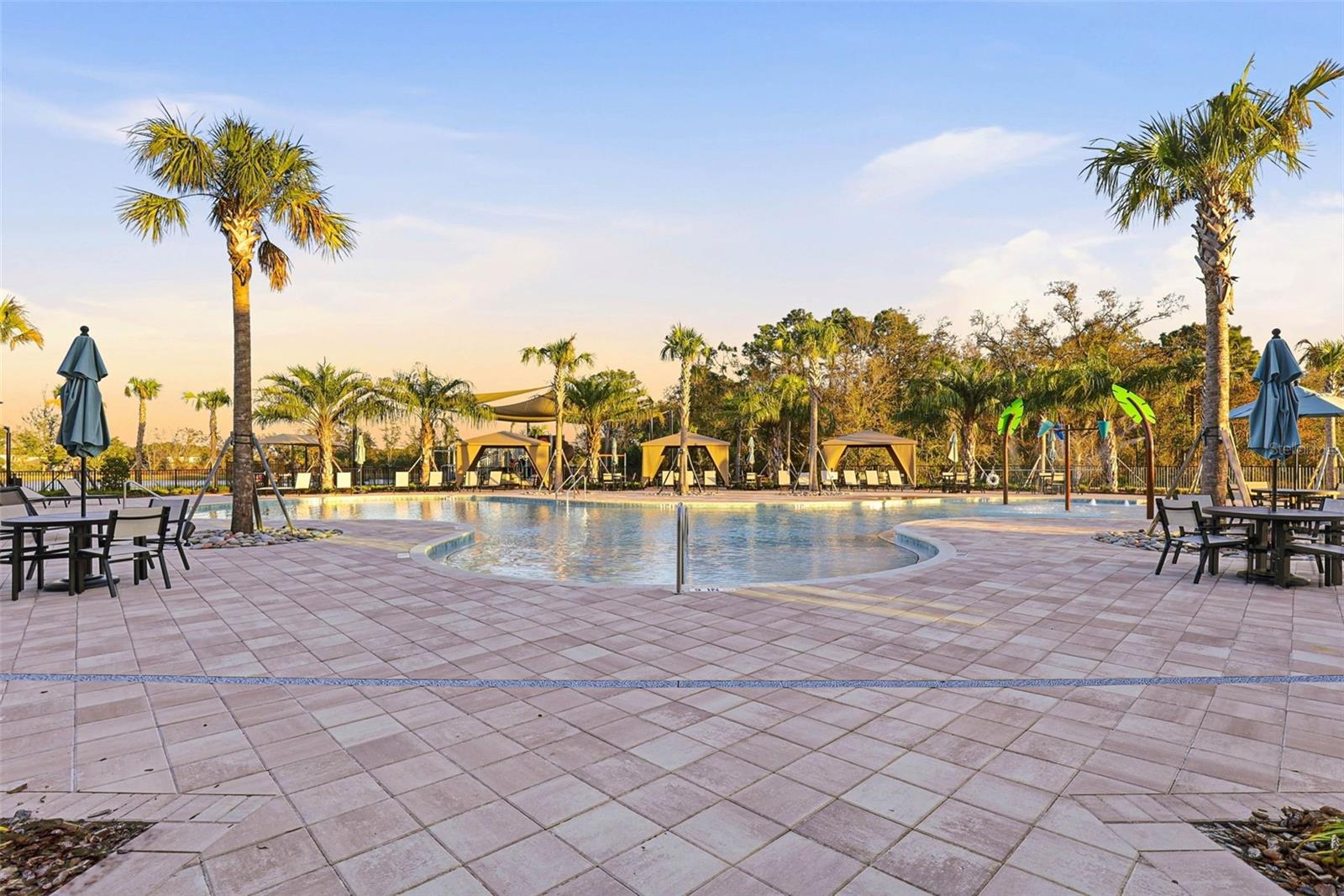 Image 80 of 90 For 6962 Jared Oaks Drive