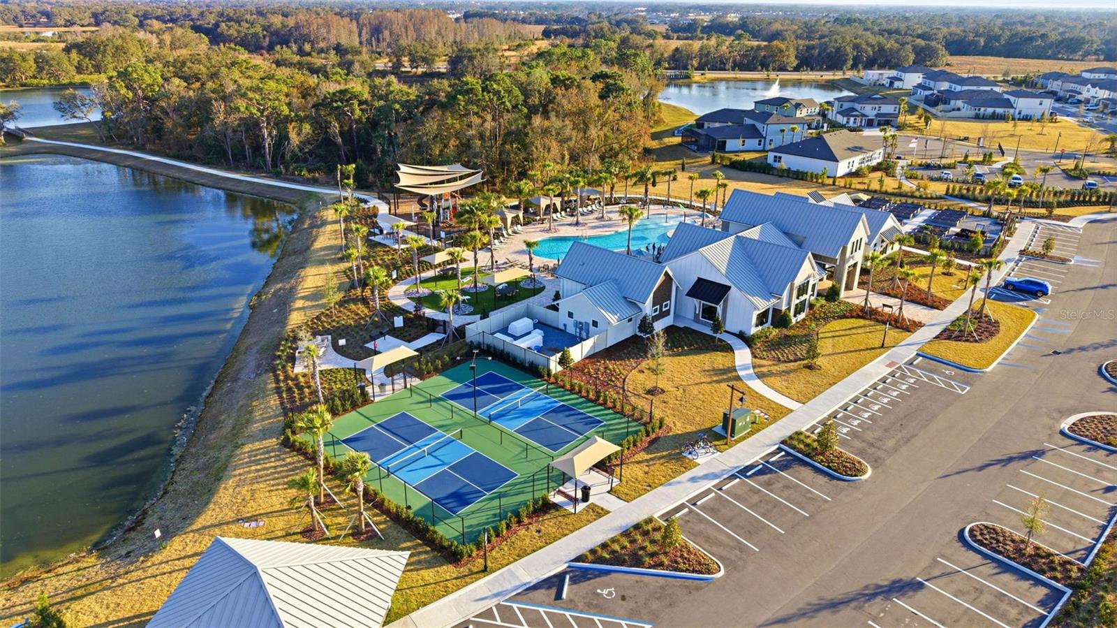 Image 87 of 90 For 6962 Jared Oaks Drive