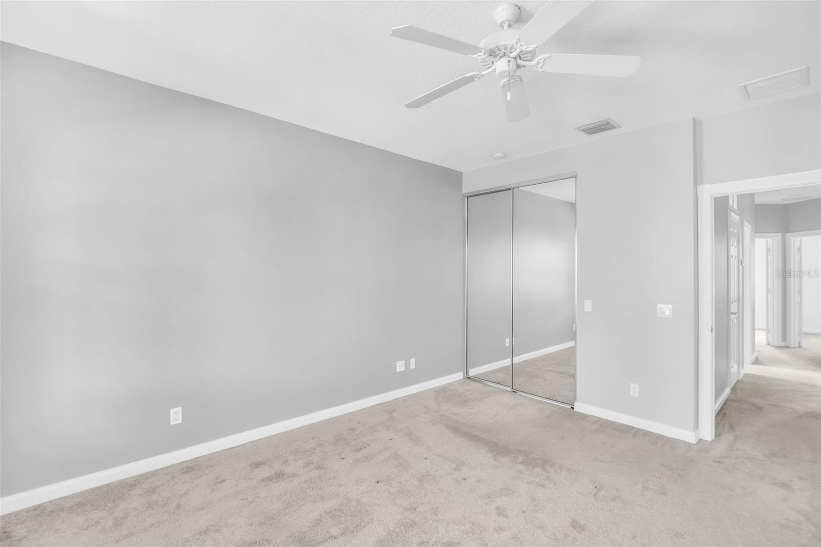 Image 30 of 41 For 1545 Napoli Drive W