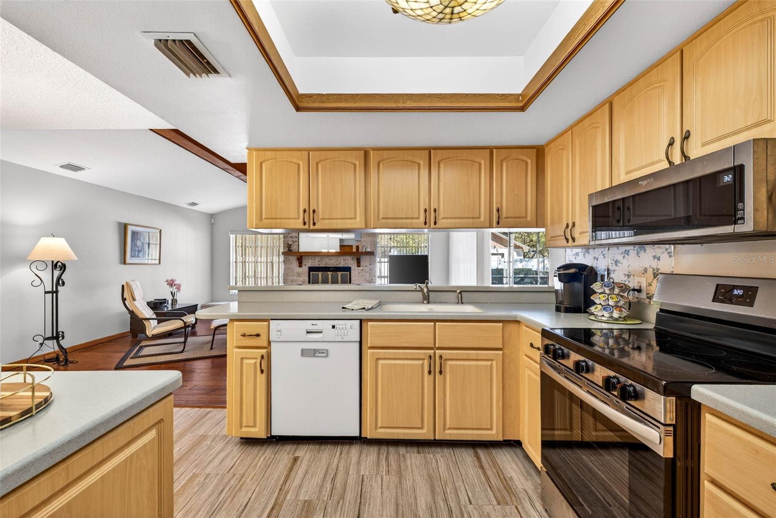 Image 13 of 80 For 6418 Jacqueline Arbor Drive