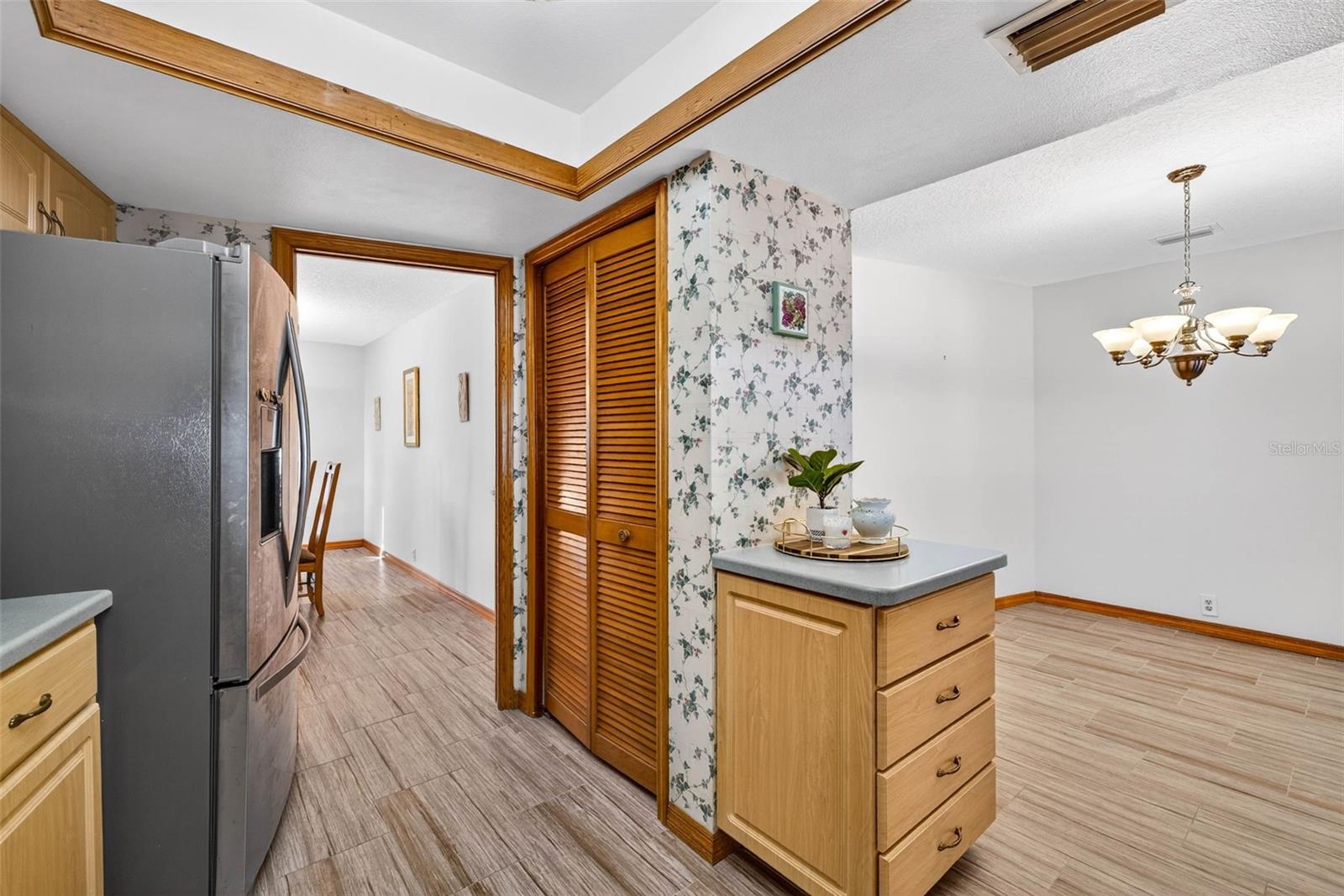 Image 15 of 80 For 6418 Jacqueline Arbor Drive