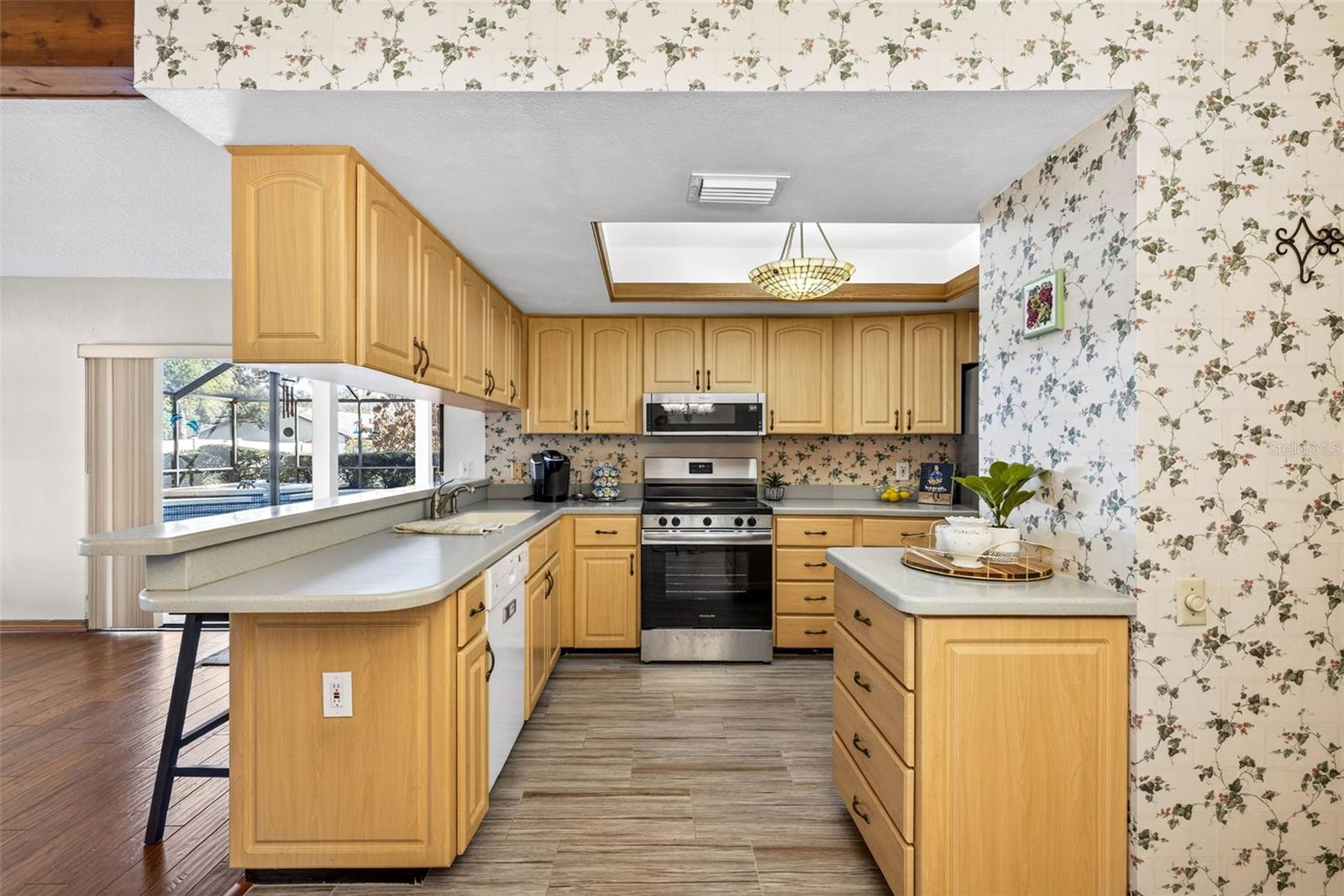 Image 16 of 80 For 6418 Jacqueline Arbor Drive