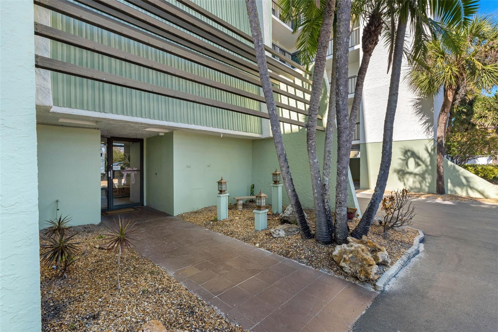 Image 52 of 58 For 506 Gulf Boulevard 505