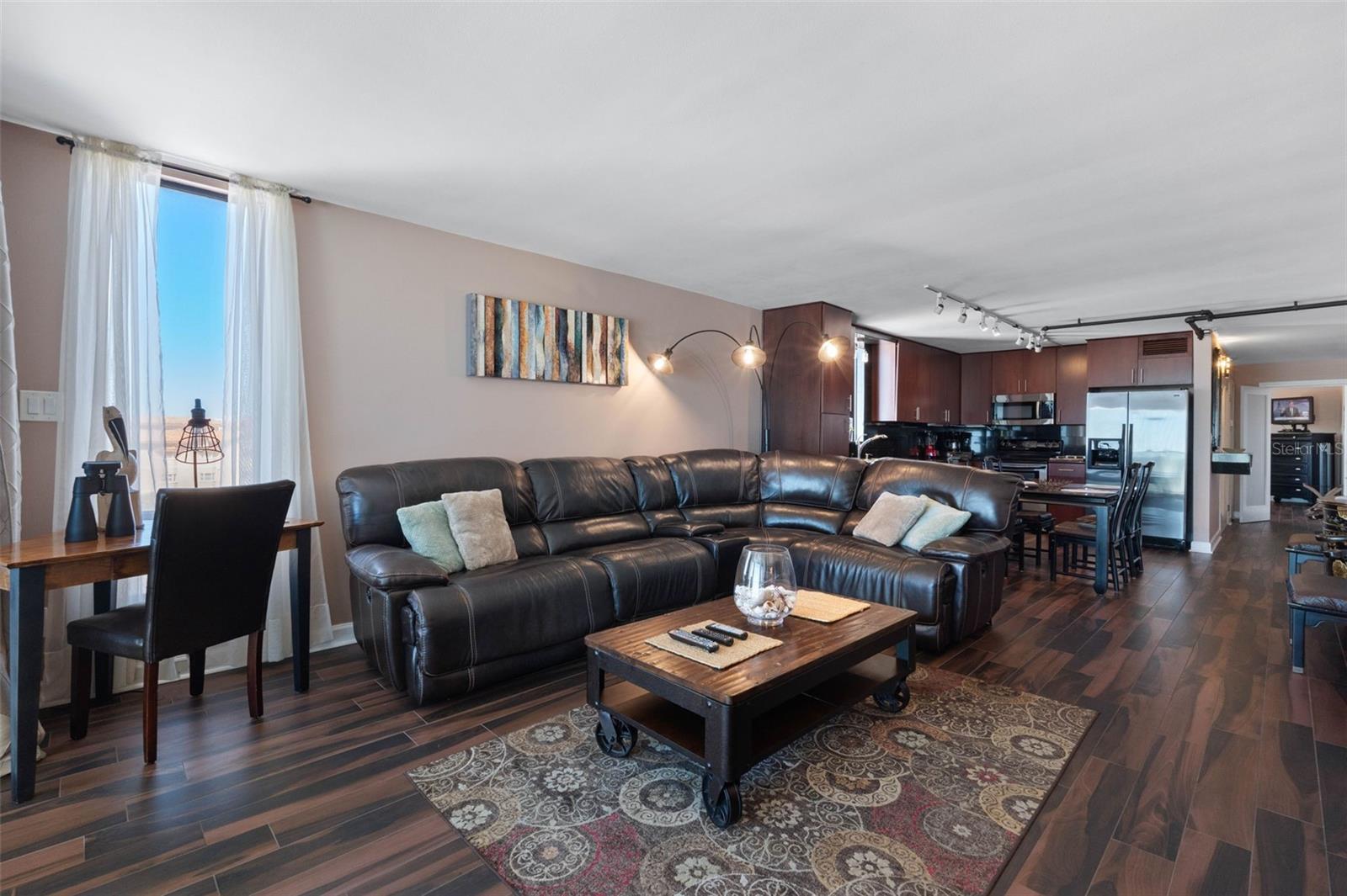 Image 7 of 58 For 506 Gulf Boulevard 505