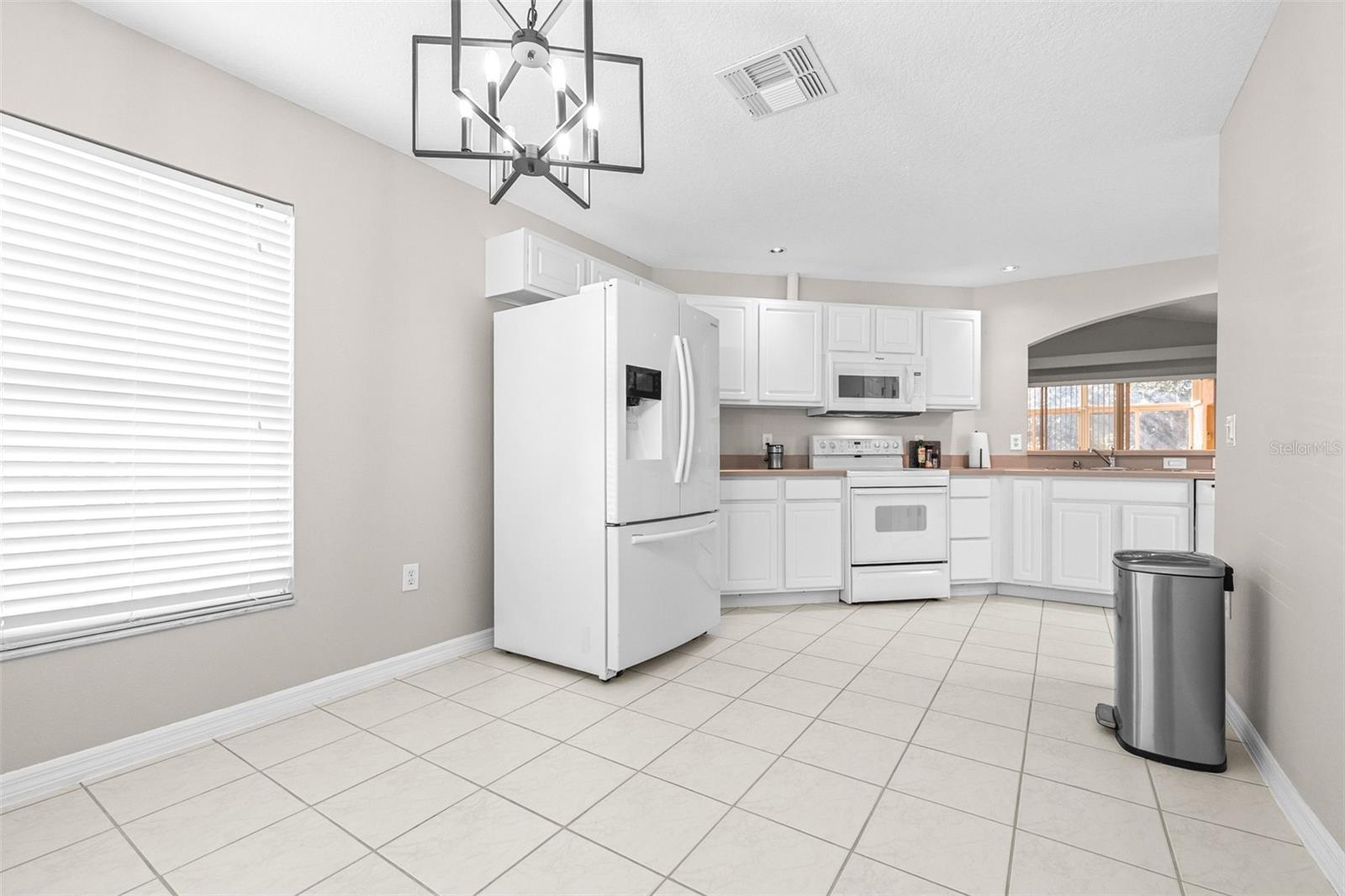 Image 22 of 58 For 823 Cunningham Drive