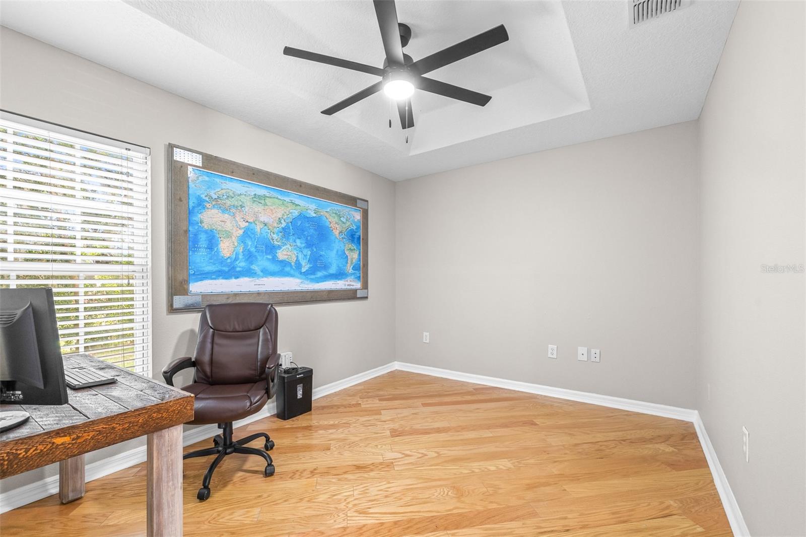 Image 29 of 58 For 823 Cunningham Drive