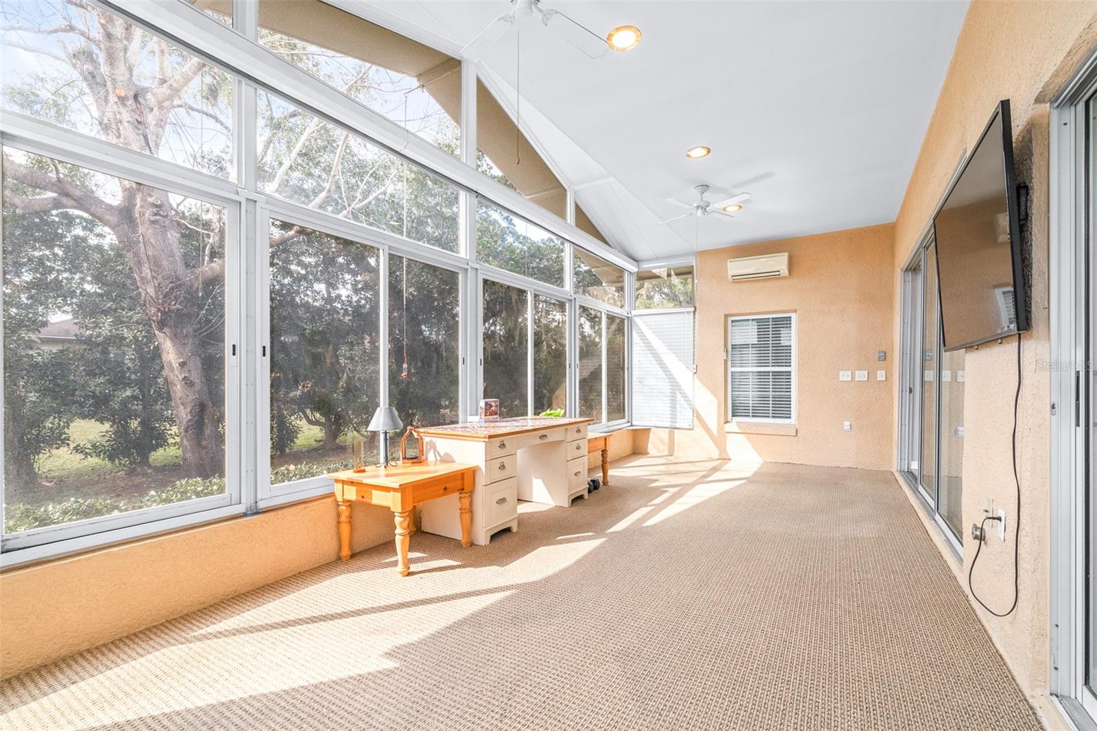 Image 3 of 58 For 823 Cunningham Drive