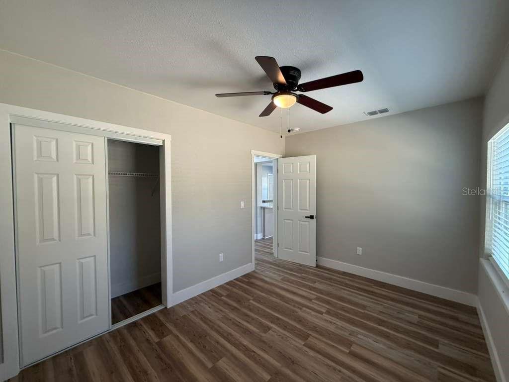 Image 11 of 11 For 8701 Willow Avenue