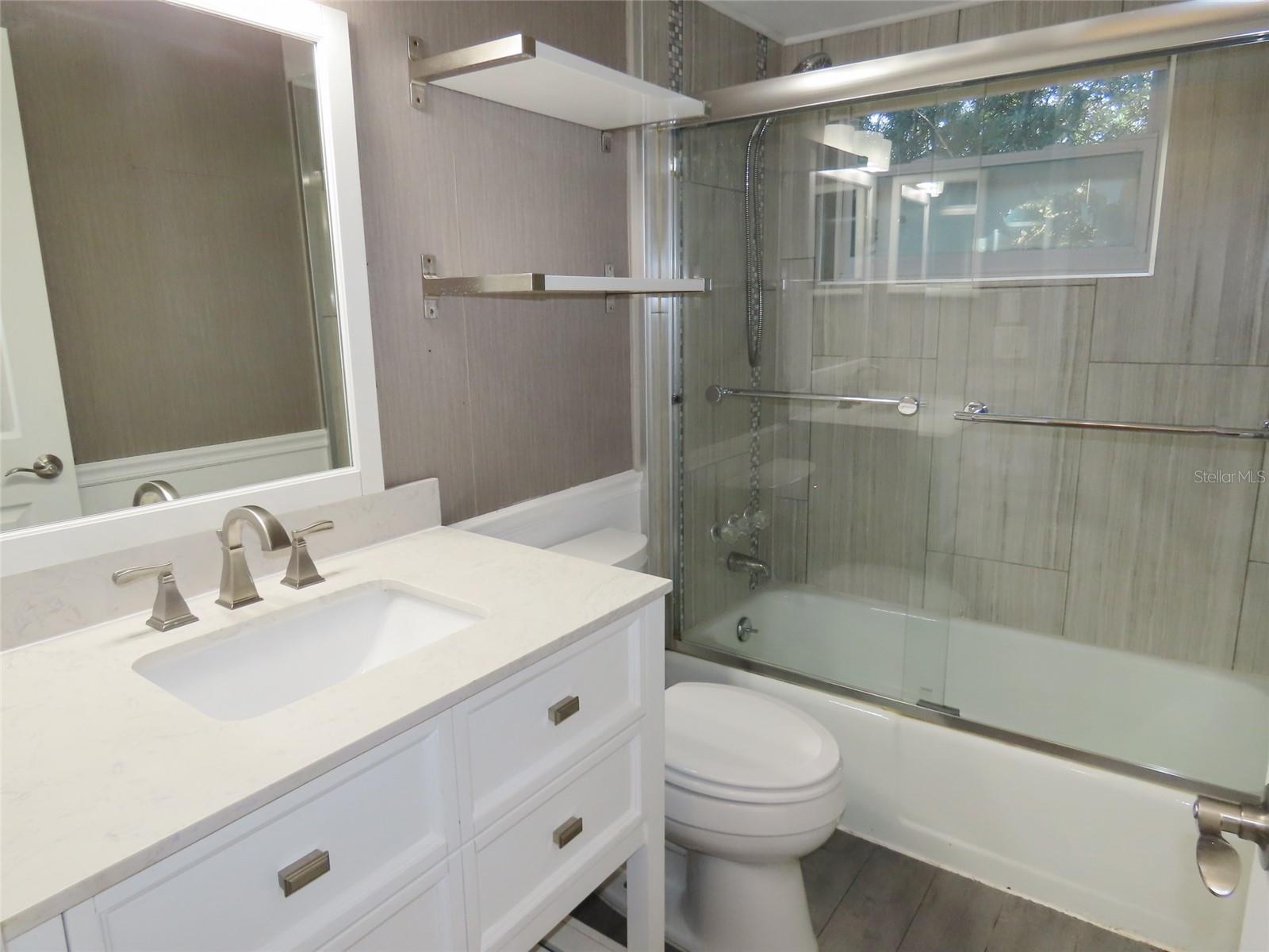 Image 23 of 33 For 1350 Cambridge Drive