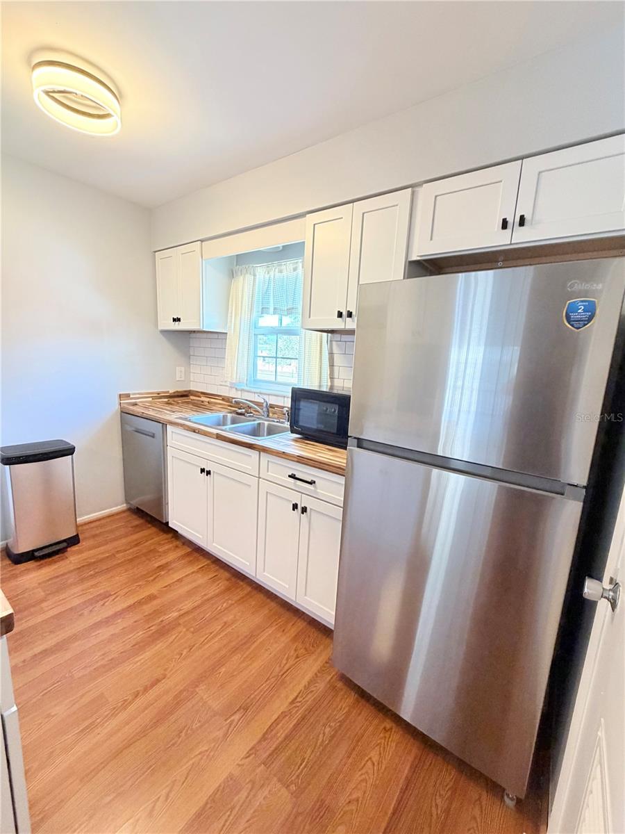 Image 13 of 39 For 1140 83rd Avenue N C