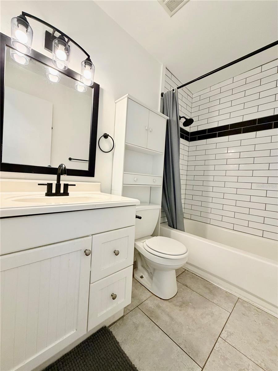 Image 21 of 39 For 1140 83rd Avenue N C