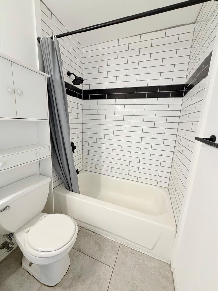 Image 22 of 39 For 1140 83rd Avenue N C