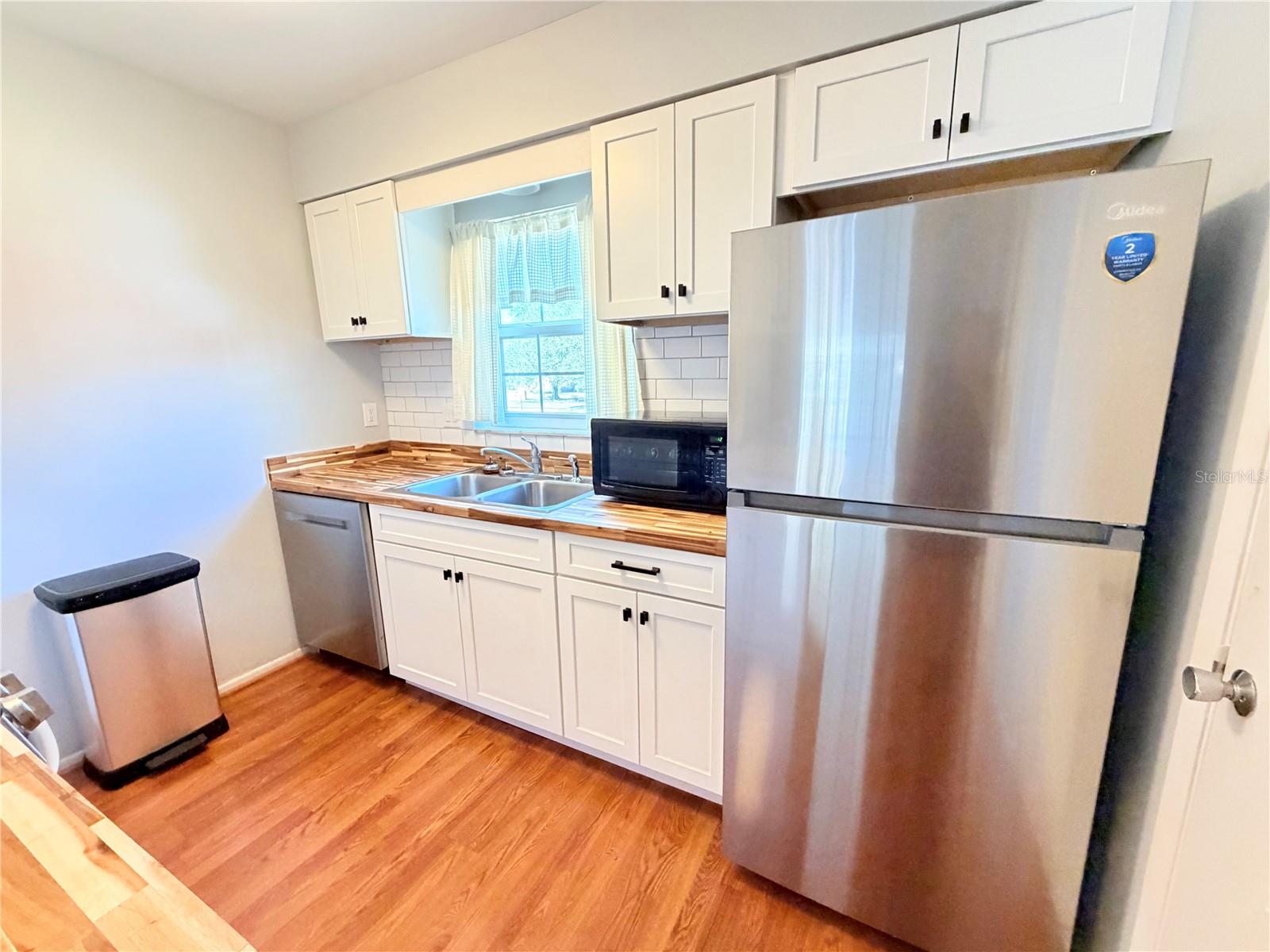 Image 9 of 39 For 1140 83rd Avenue N C