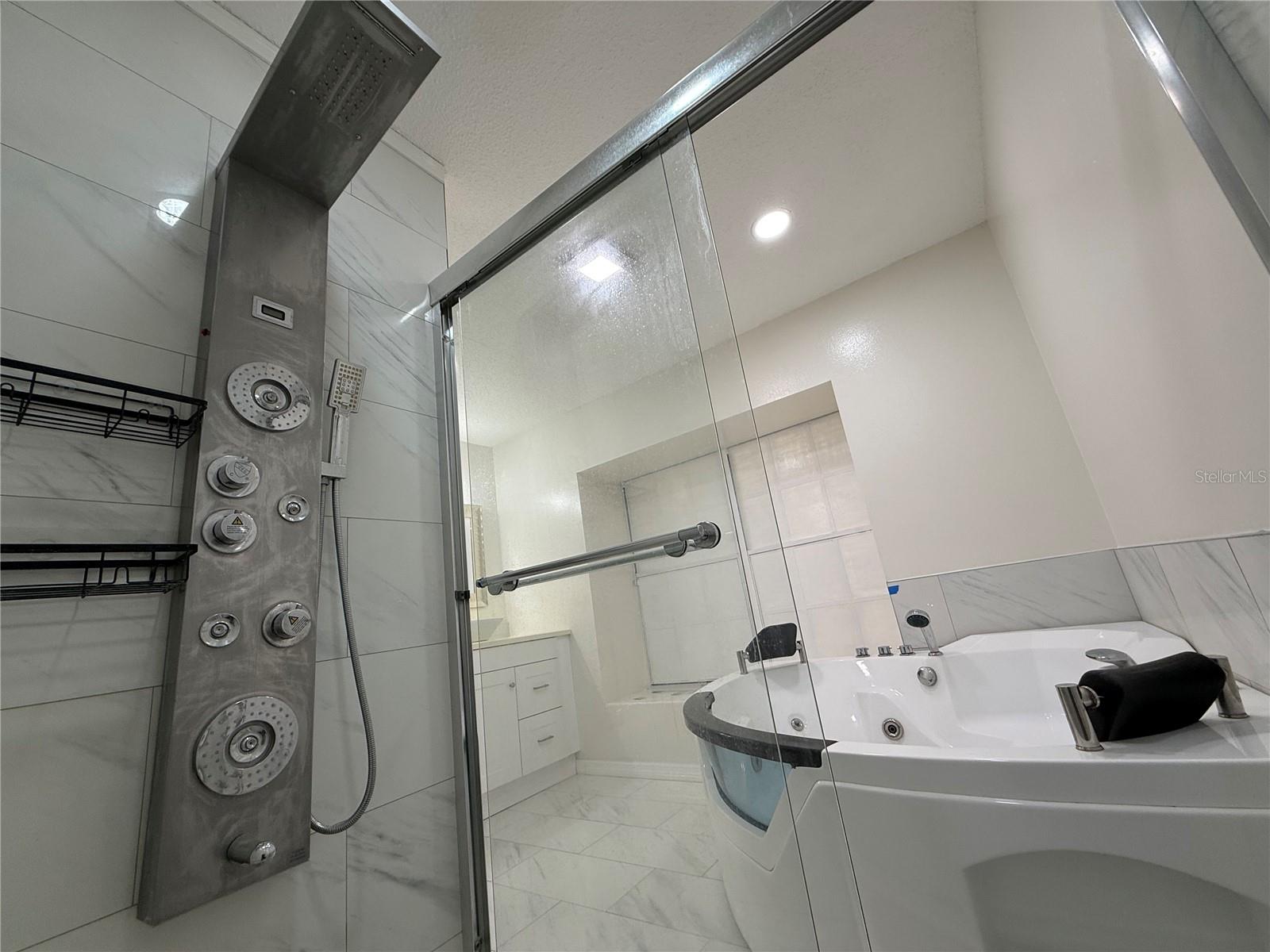 Image 21 of 41 For 14018 Citrus Pointe Drive