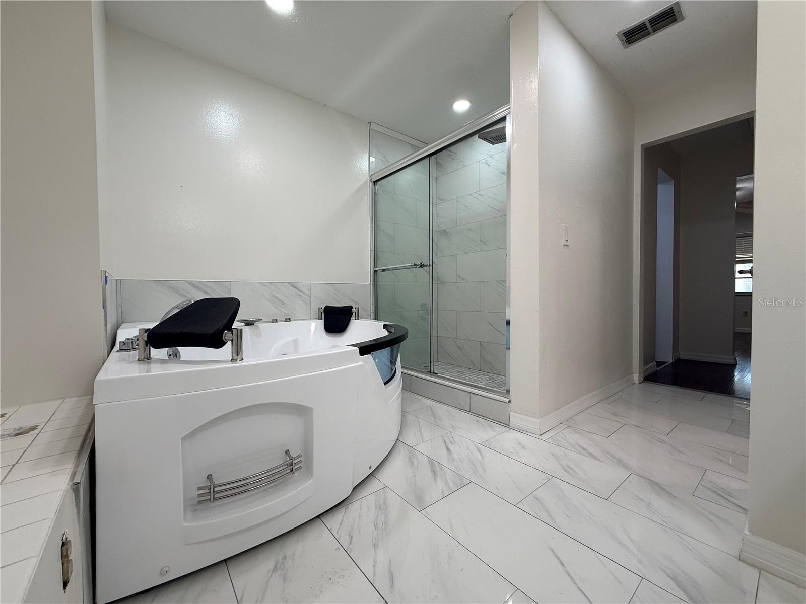 Image 25 of 41 For 14018 Citrus Pointe Drive