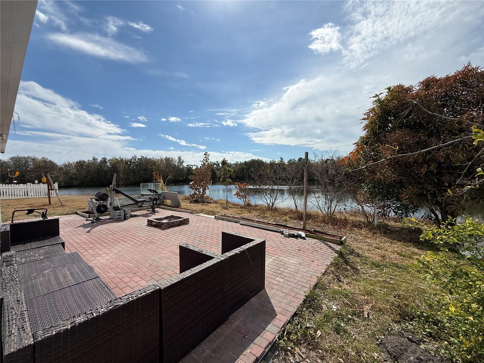 Image 35 of 41 For 14018 Citrus Pointe Drive