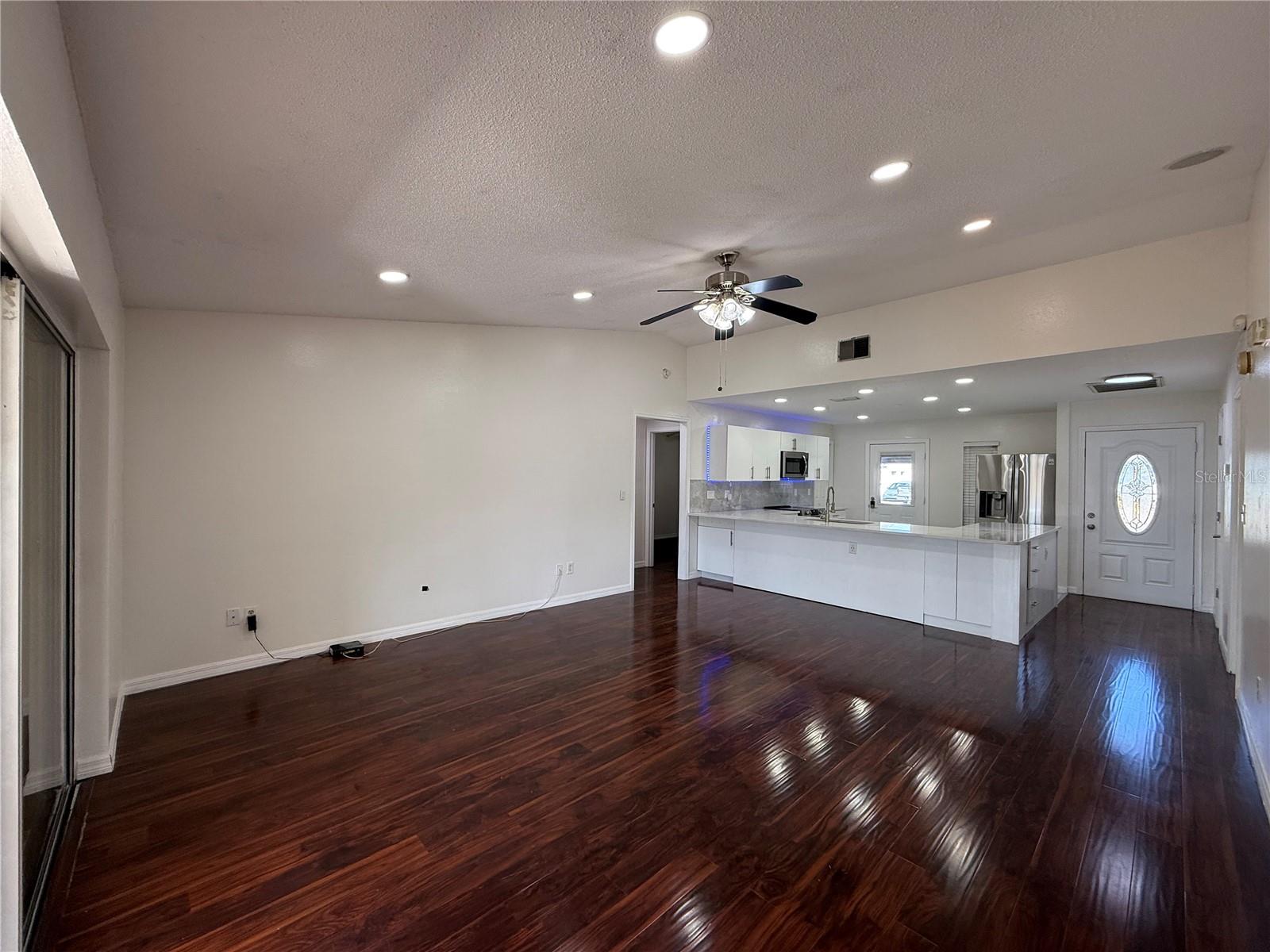 Image 6 of 41 For 14018 Citrus Pointe Drive