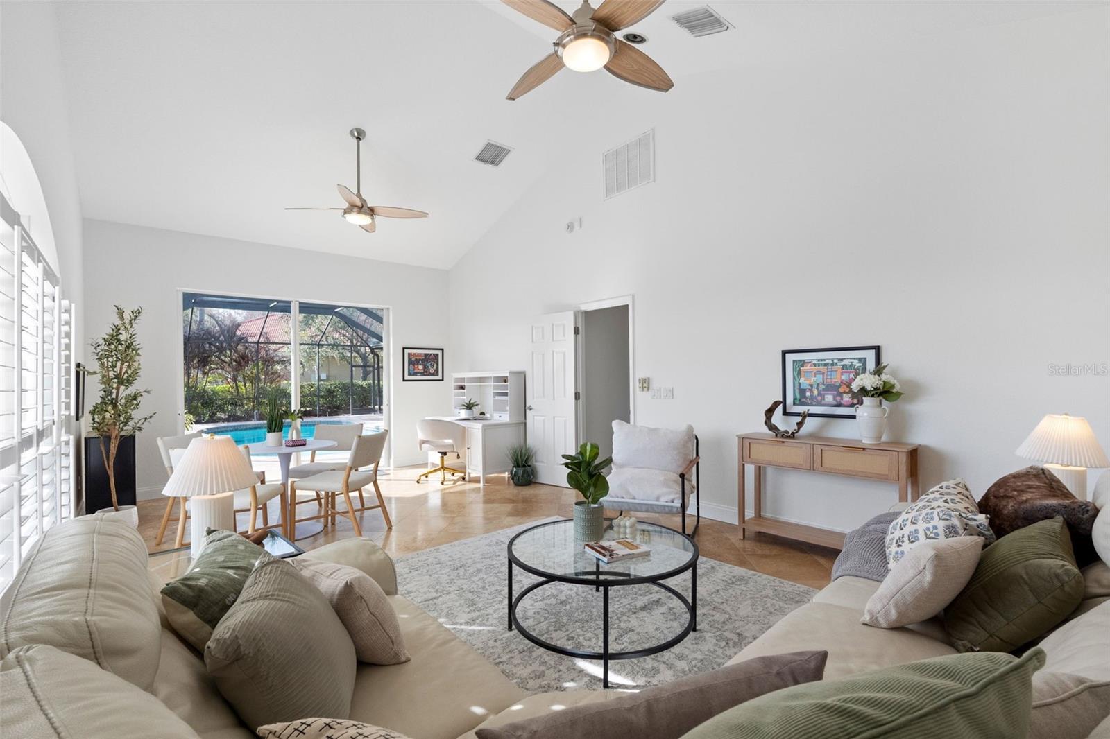 Listing photo id 30 for 17214 Broadoak Drive