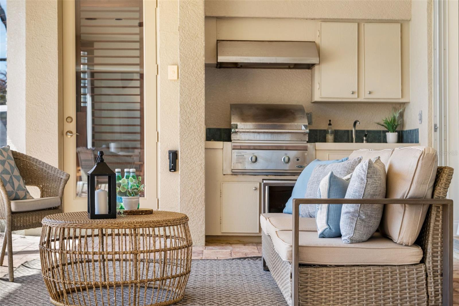 Listing photo id 39 for 17214 Broadoak Drive