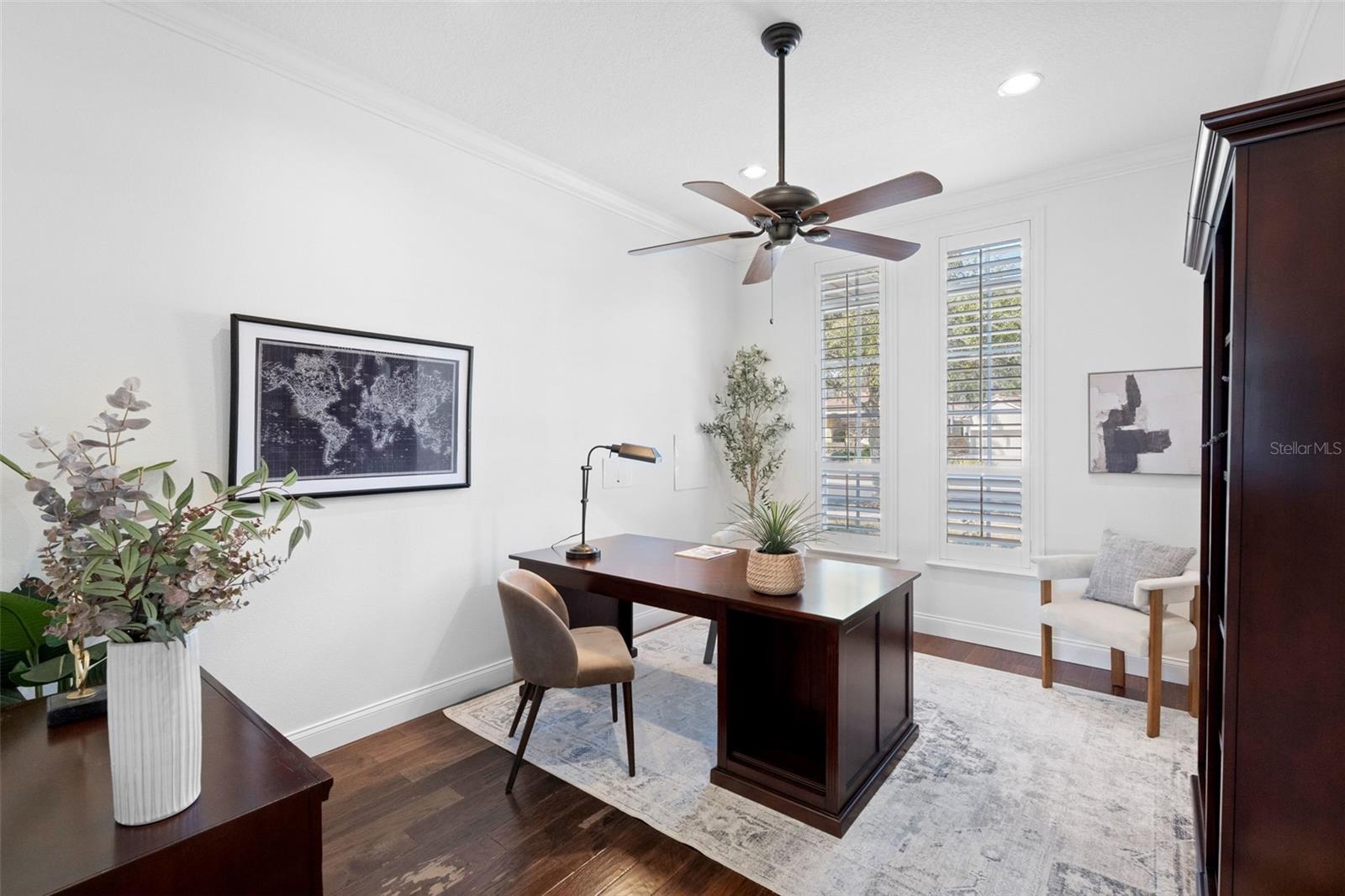 Listing photo id 6 for 17214 Broadoak Drive