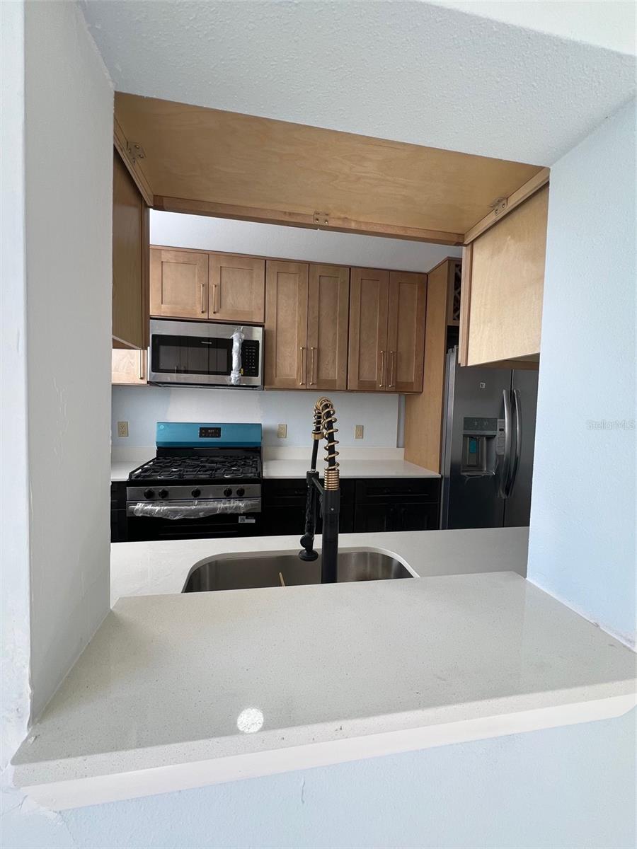 Image 15 of 26 For 5750 80th Street N B203