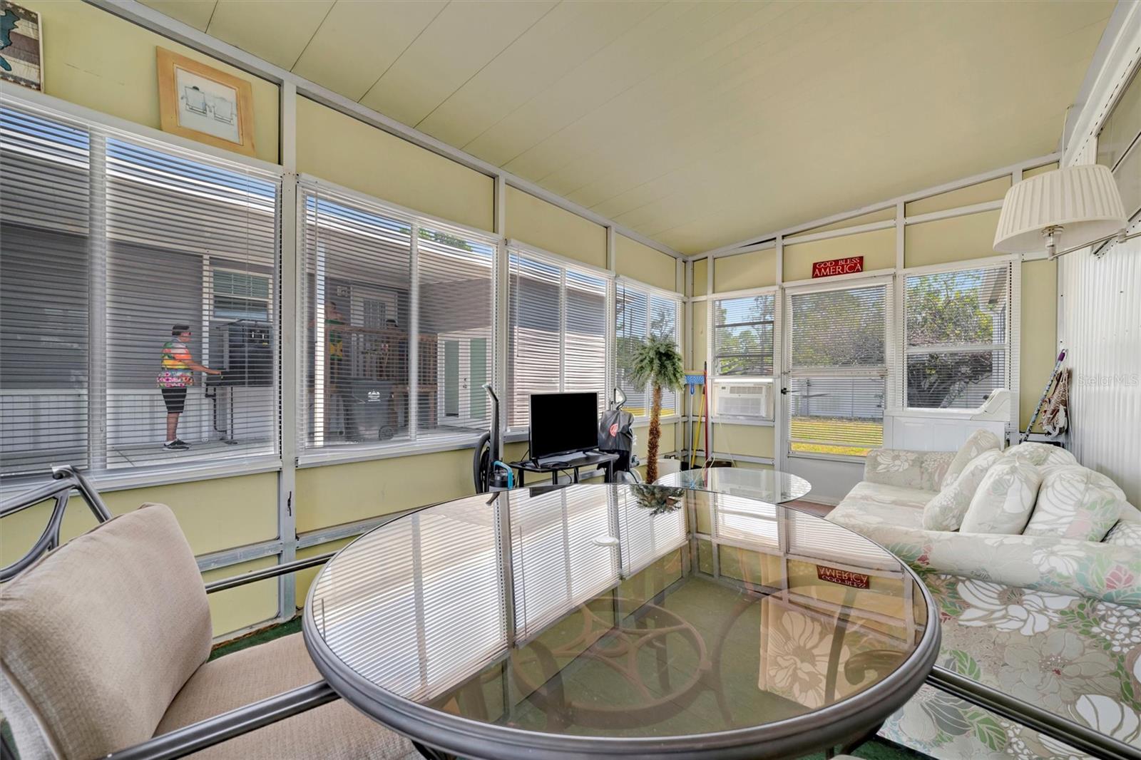 Image 19 of 26 For 264 Port Royal Lane