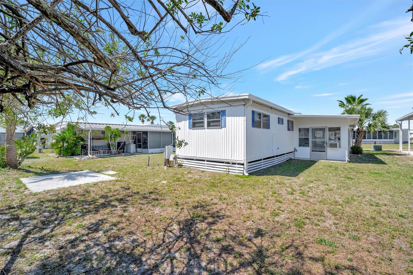 Image 8 of 26 For 264 Port Royal Lane