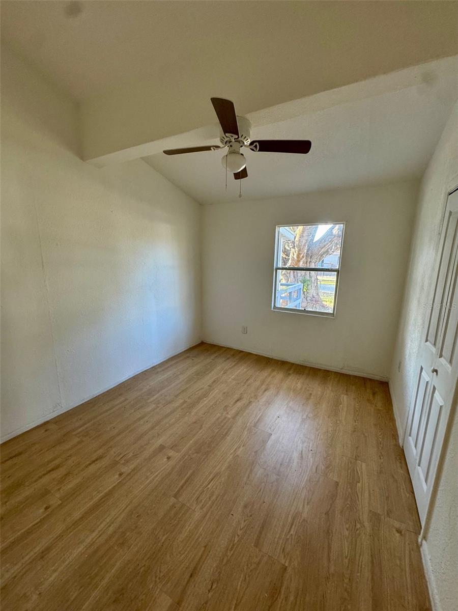 Image 11 of 17 For 7700 Vine Street