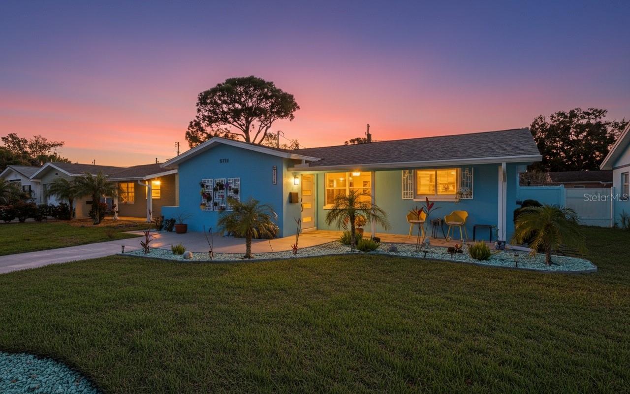 Details for 5718 18th Avenue N, ST PETERSBURG, FL 33710