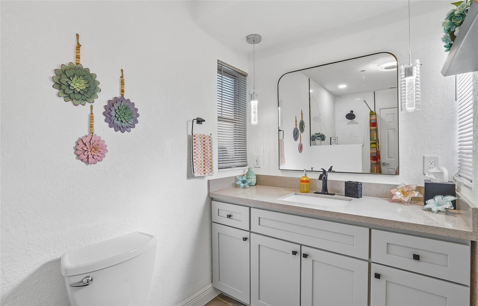 Image 24 of 36 For 5718 18th Avenue N