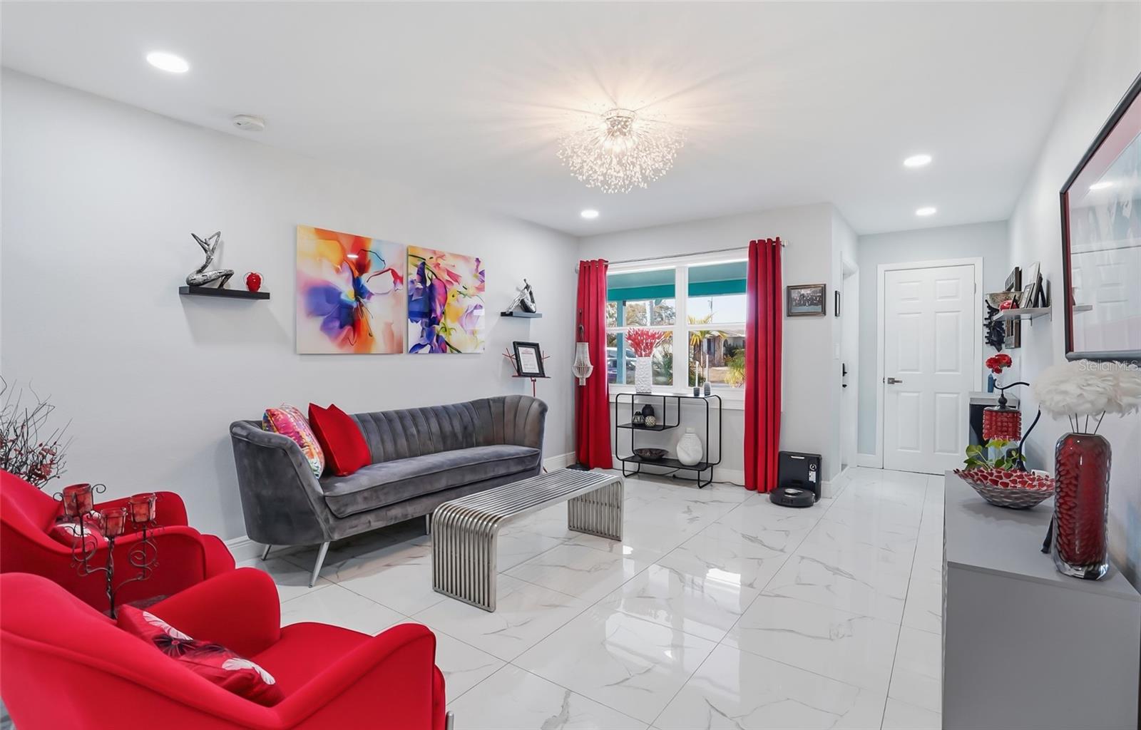 Image 6 of 36 For 5718 18th Avenue N